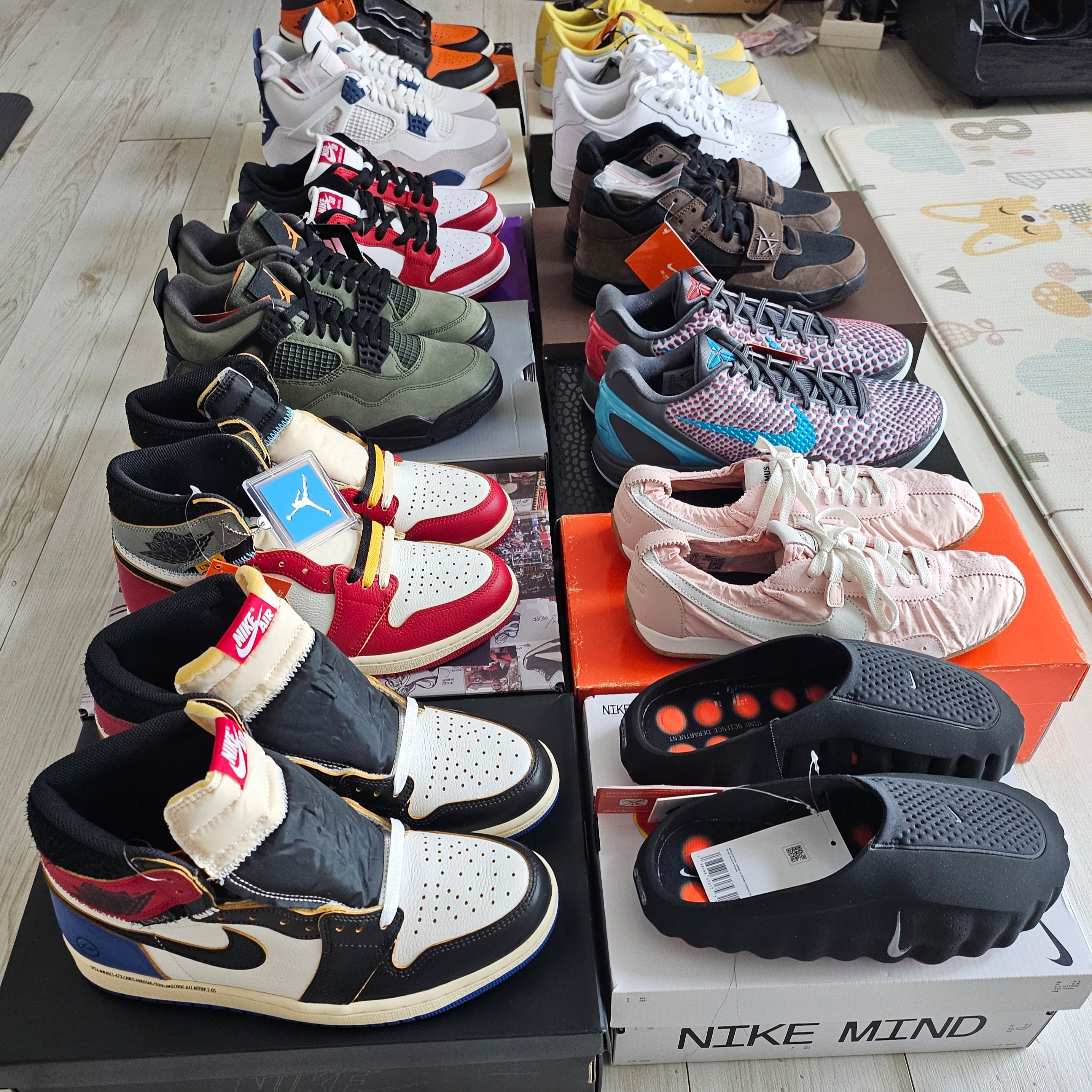 Jordan 1 x Fragment x Union LA Black and Varsity Red, Jordan 1 x Union Retro High OG Chicago Shadow 착용 스타일 - 1