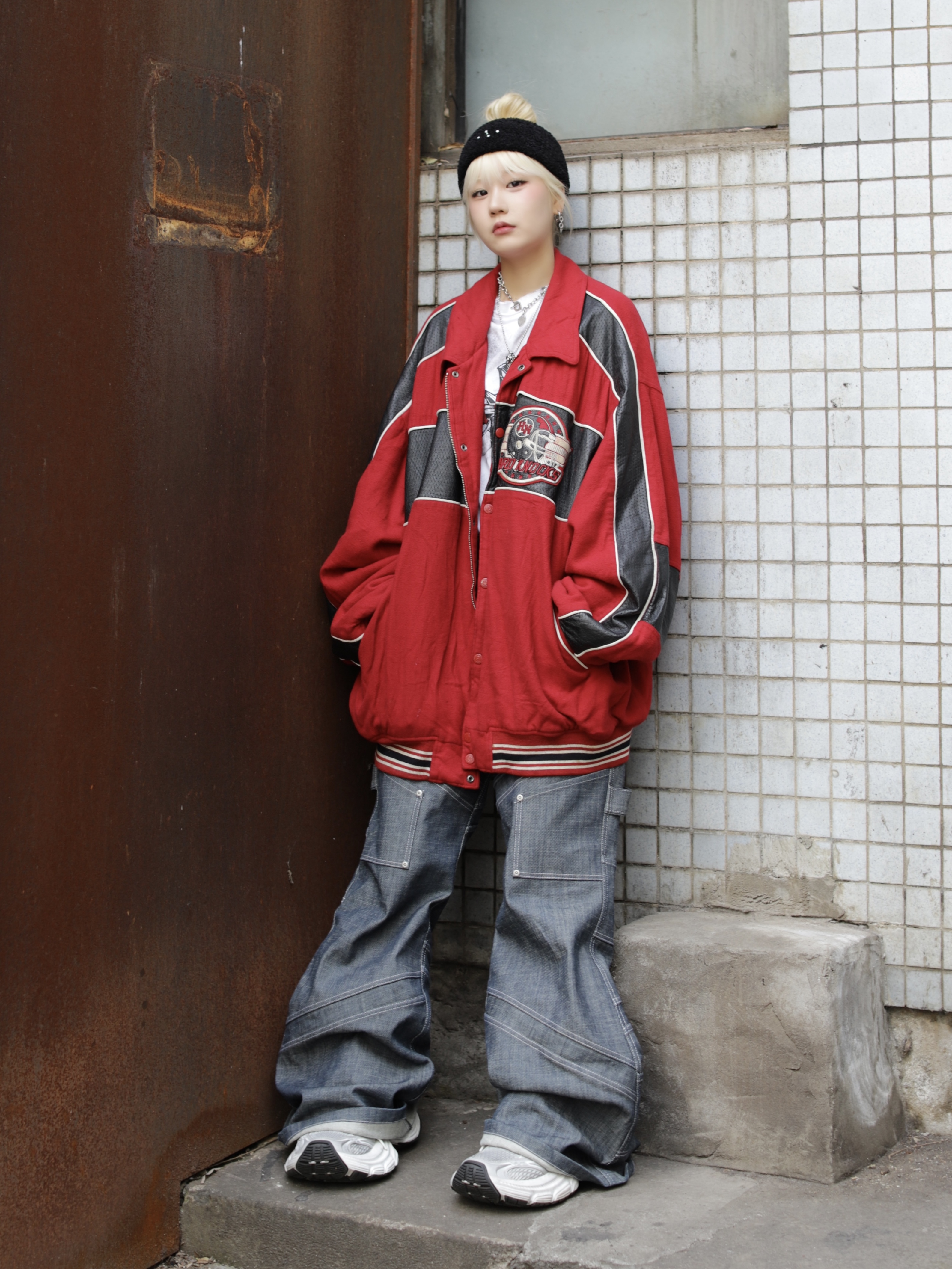 Balenciaga 10XL Sneakers White Black Grey 착용 스타일 - 4