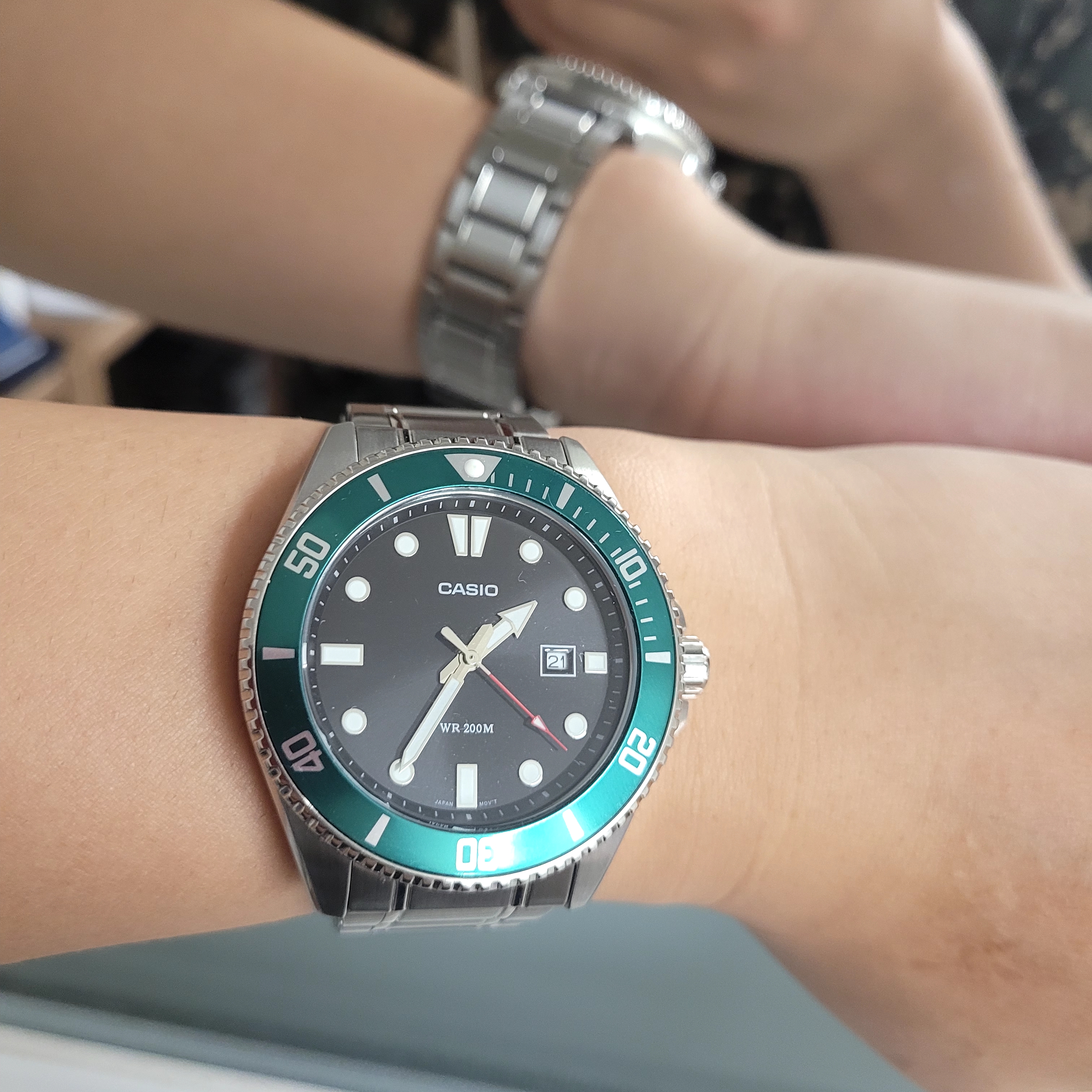 Casio MDV-107D-3AV 착용 스타일 - 1