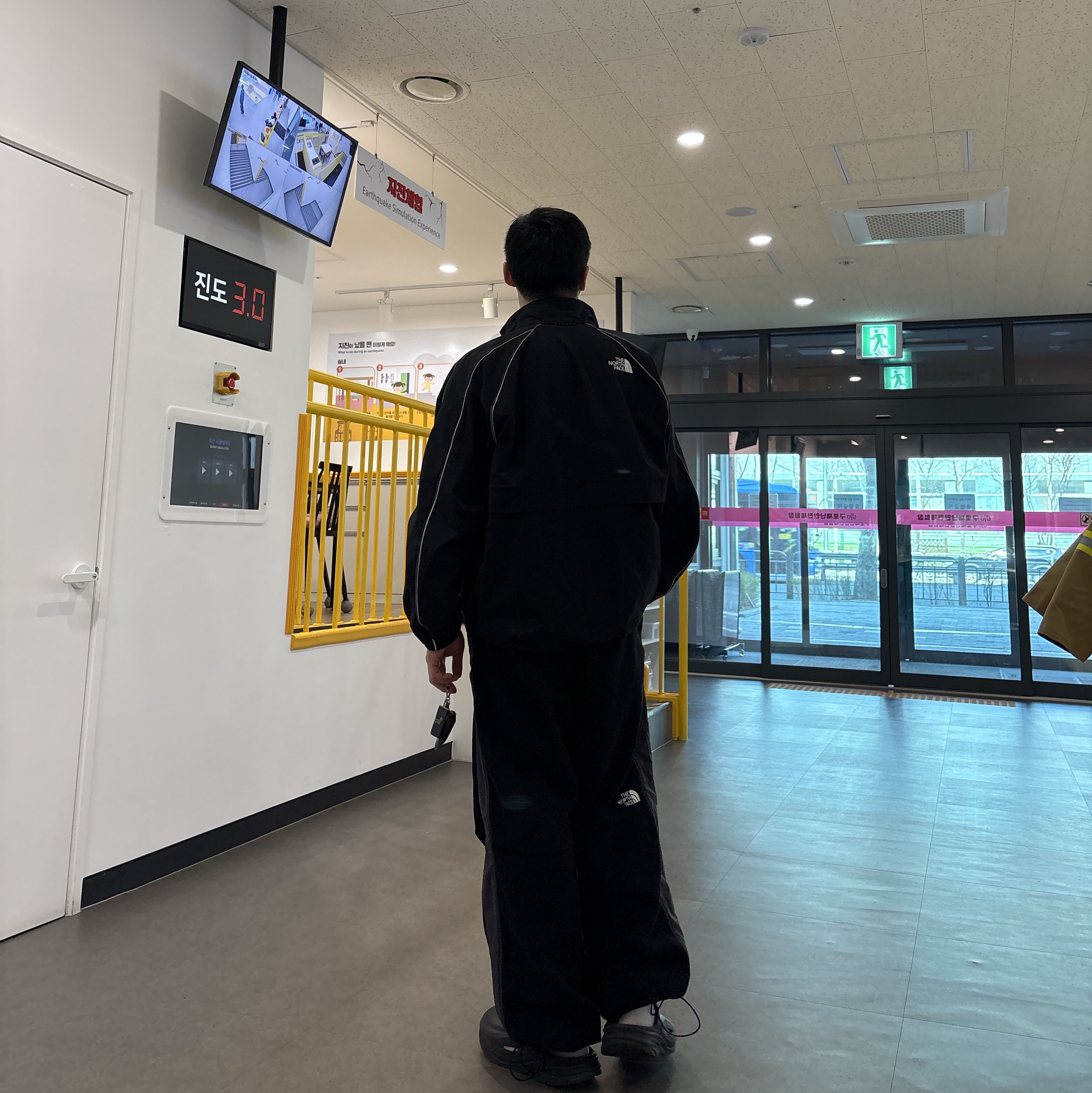 The North Face White Label Brio Jacket Black, The North Face Banff Fleece Pants Black 착용 스타일
