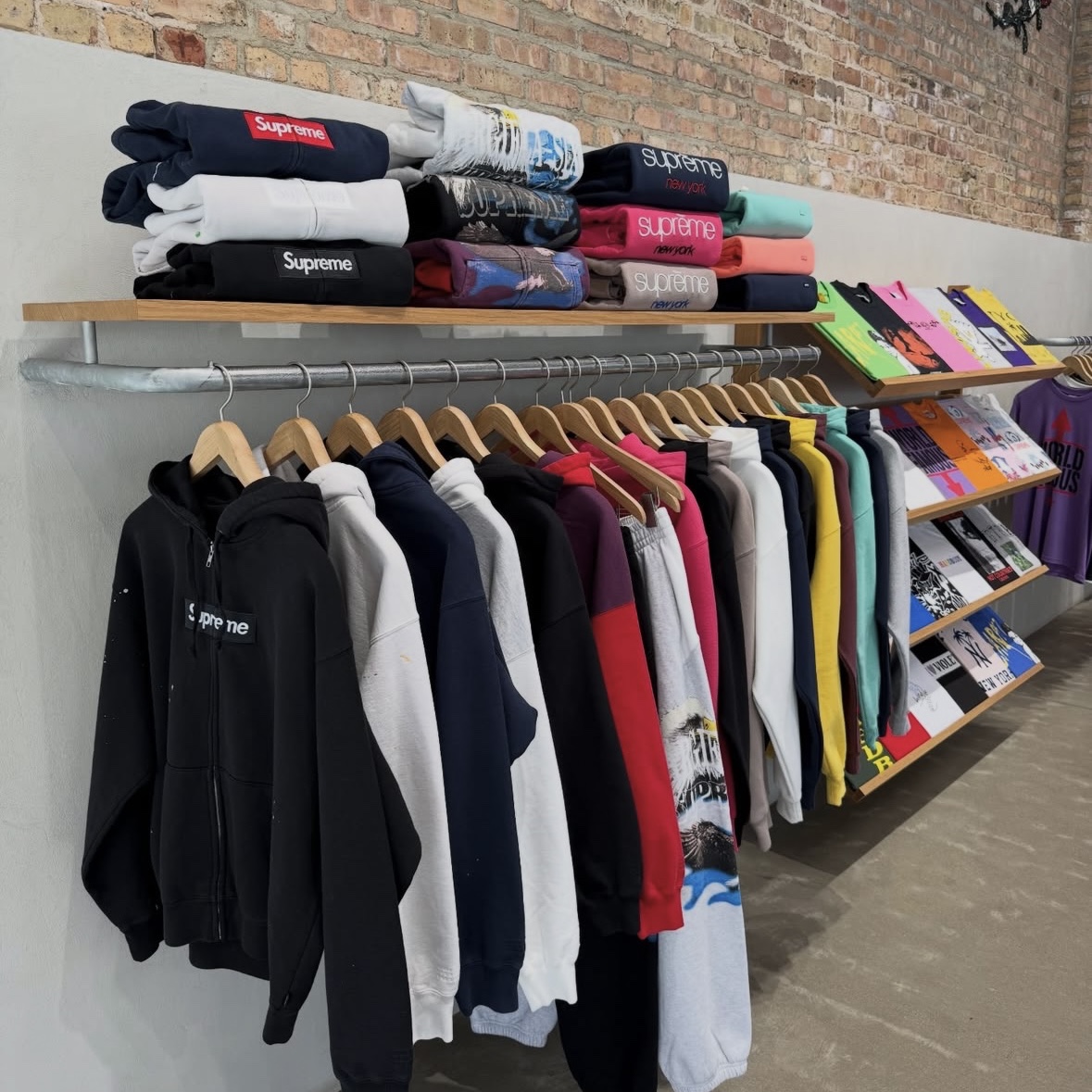 Supreme x MM6 Maison Margiela Box Logo Zip Up Hooded Sweatshirt Black - 26SS, Supreme x MM6 Maison Margiela Box Logo Zip Up Hooded Sweatshirt Navy - 26SS 착용 스타일 - 2