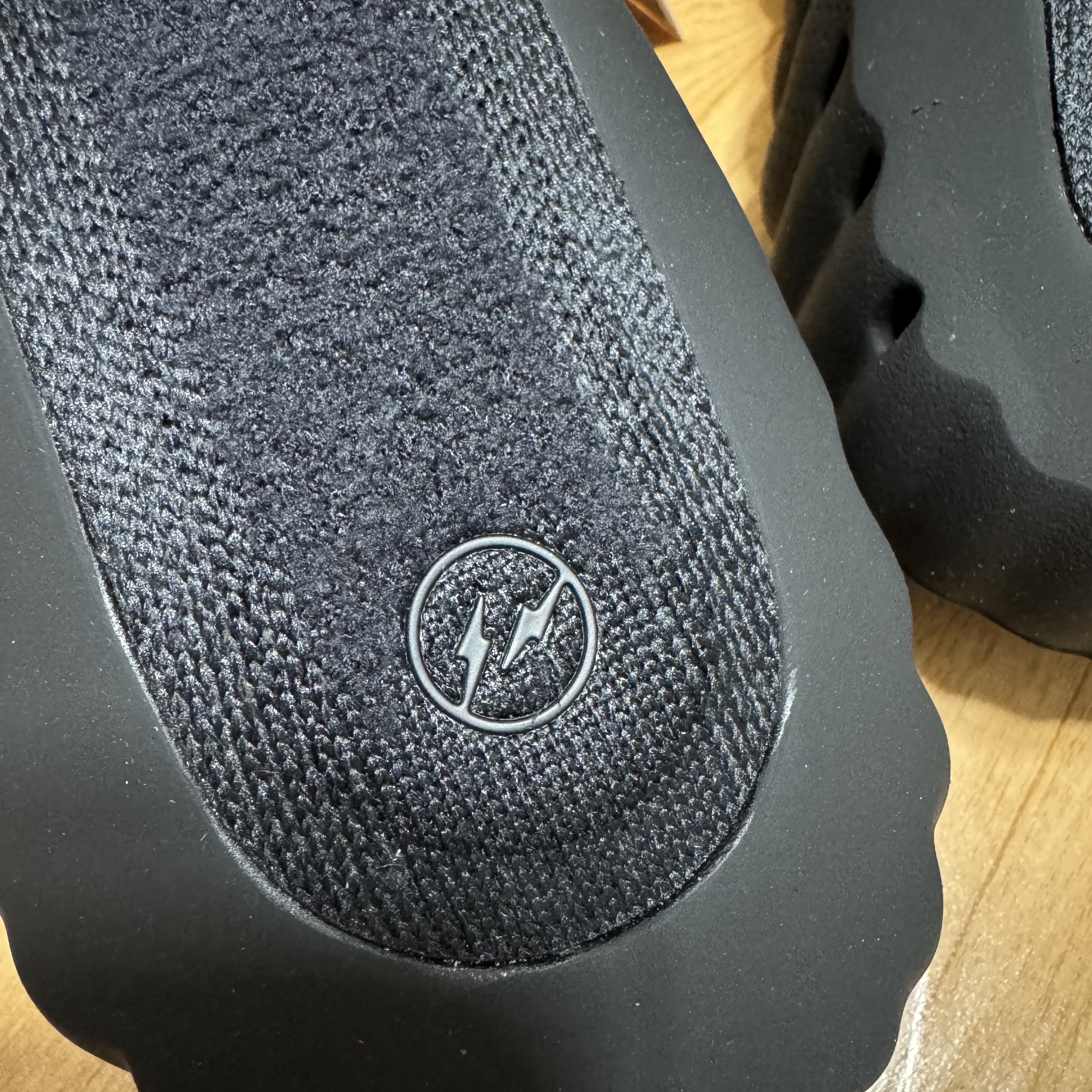 Nike x Fragment Mind 001 Black 착용 스타일 - 2