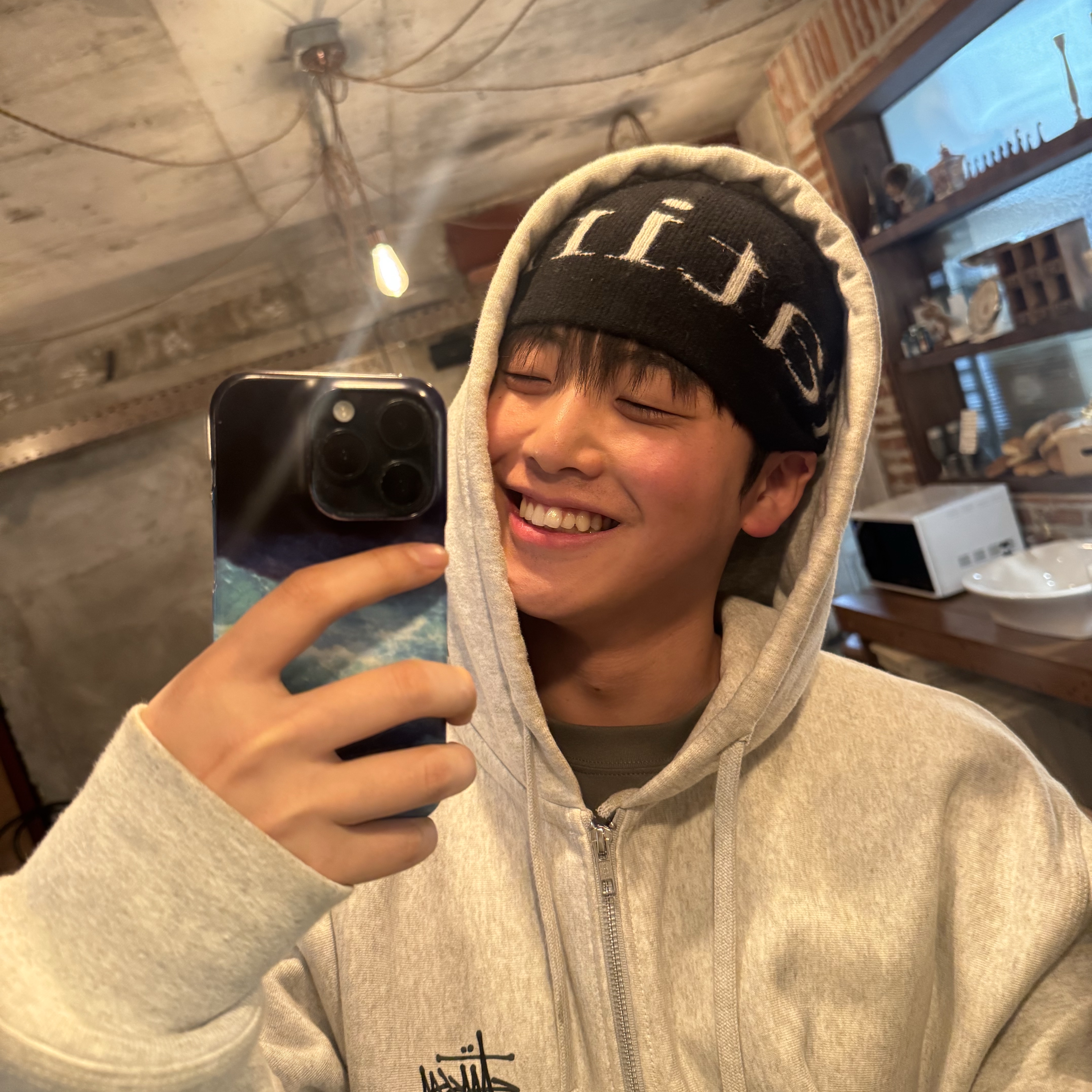 Matin Kim Logo Jacquard Short Beanie Black, Stussy Basic Stussy Zip Hoodie Ash Heather 착용 스타일 - 2