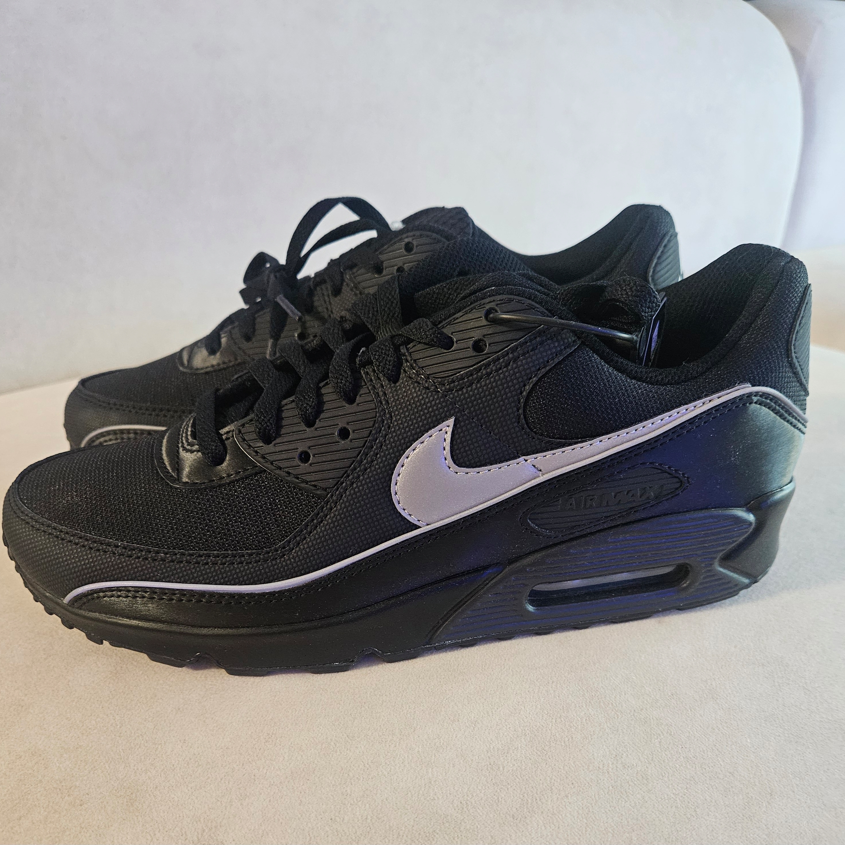Nike Air Max 90 Premium Reflective Black Anthracite 착용 스타일 - 1