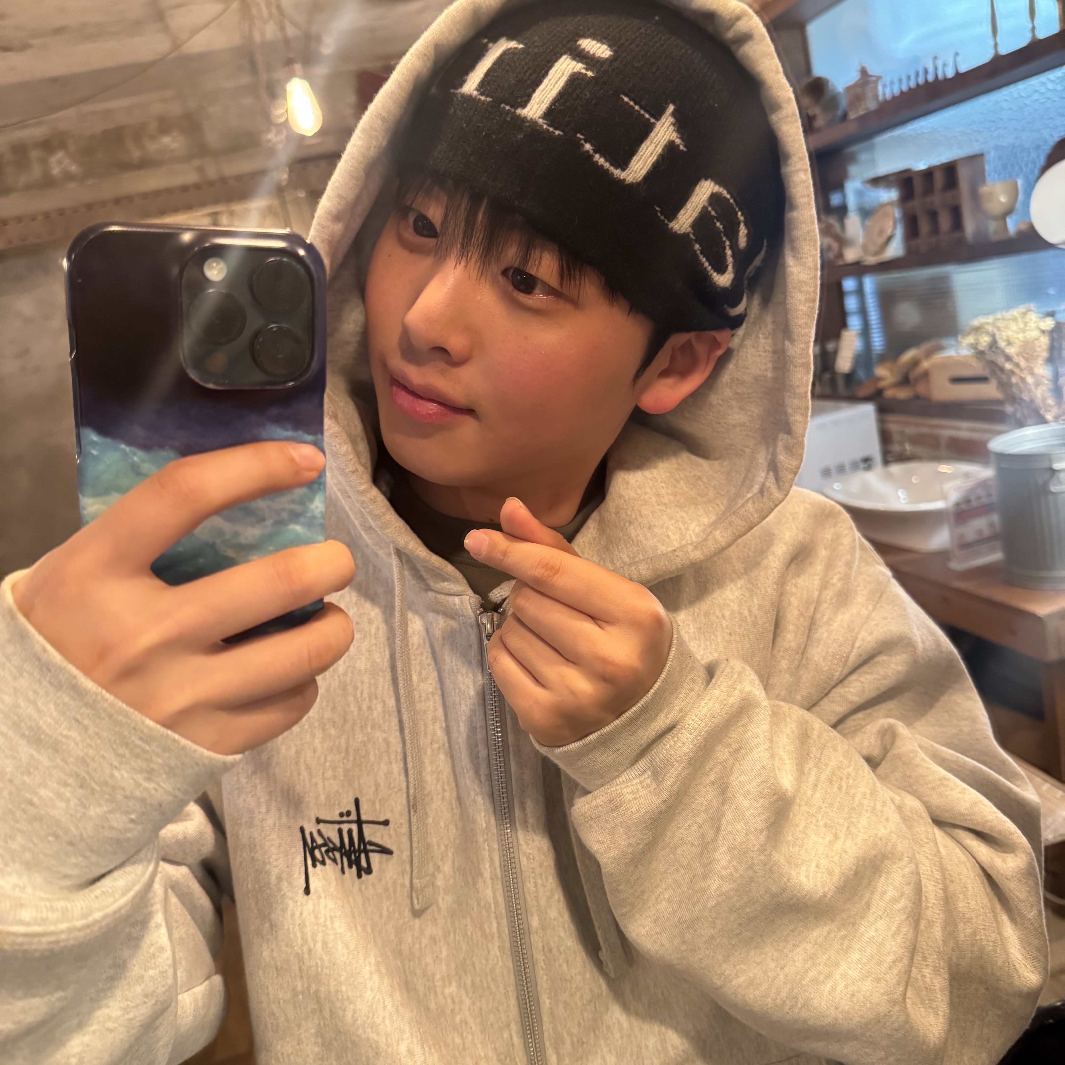 Matin Kim Logo Jacquard Short Beanie Black, Stussy Basic Stussy Zip Hoodie Ash Heather 착용 스타일 - 5