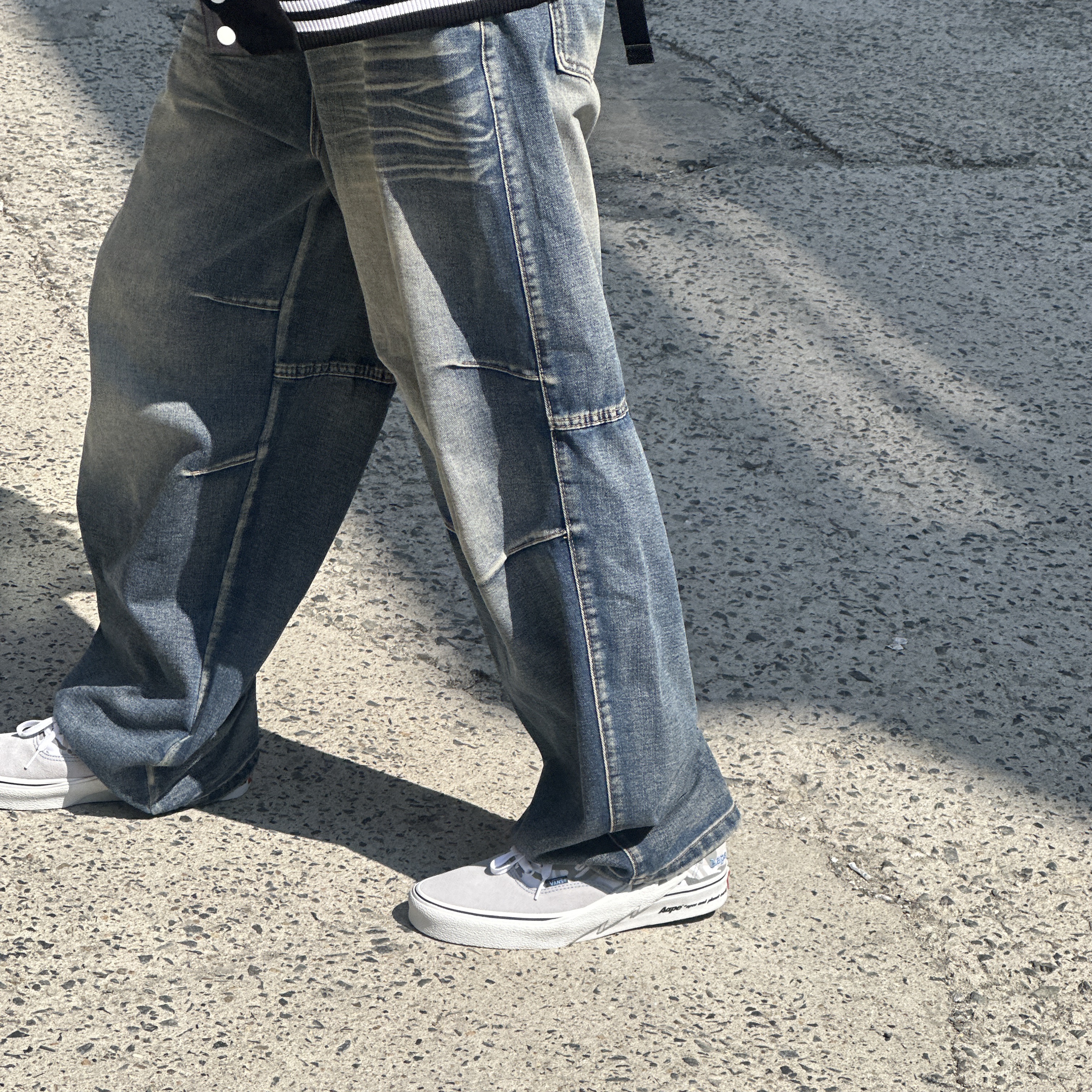 Vans x AAPE Authentic Bolt Grey 착용 스타일 - 4