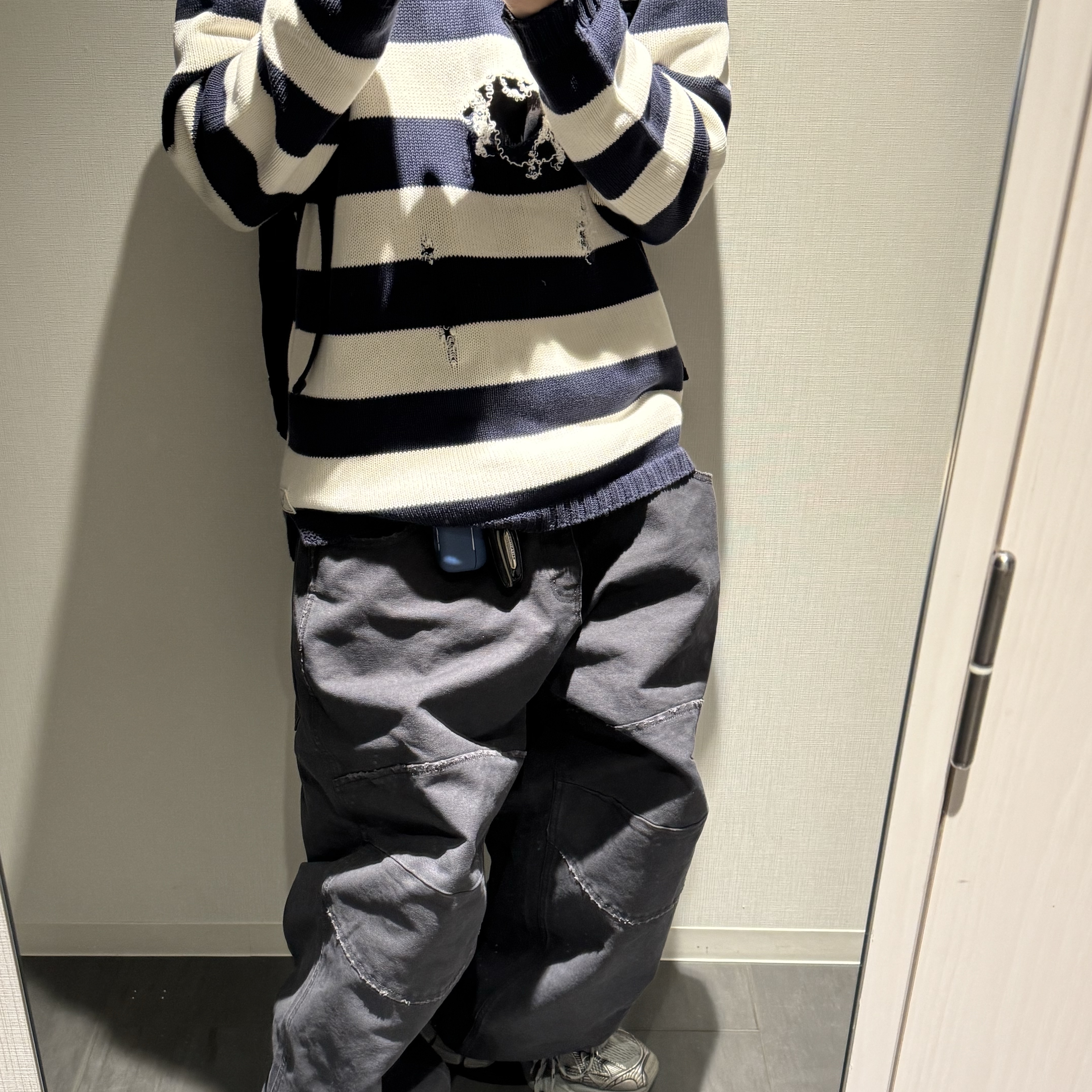 Balenciaga x Automobili Lamborghini Car Key Charm Silver Black, MJD Canvas 3D Knee Pants Charcoal 착용 스타일
