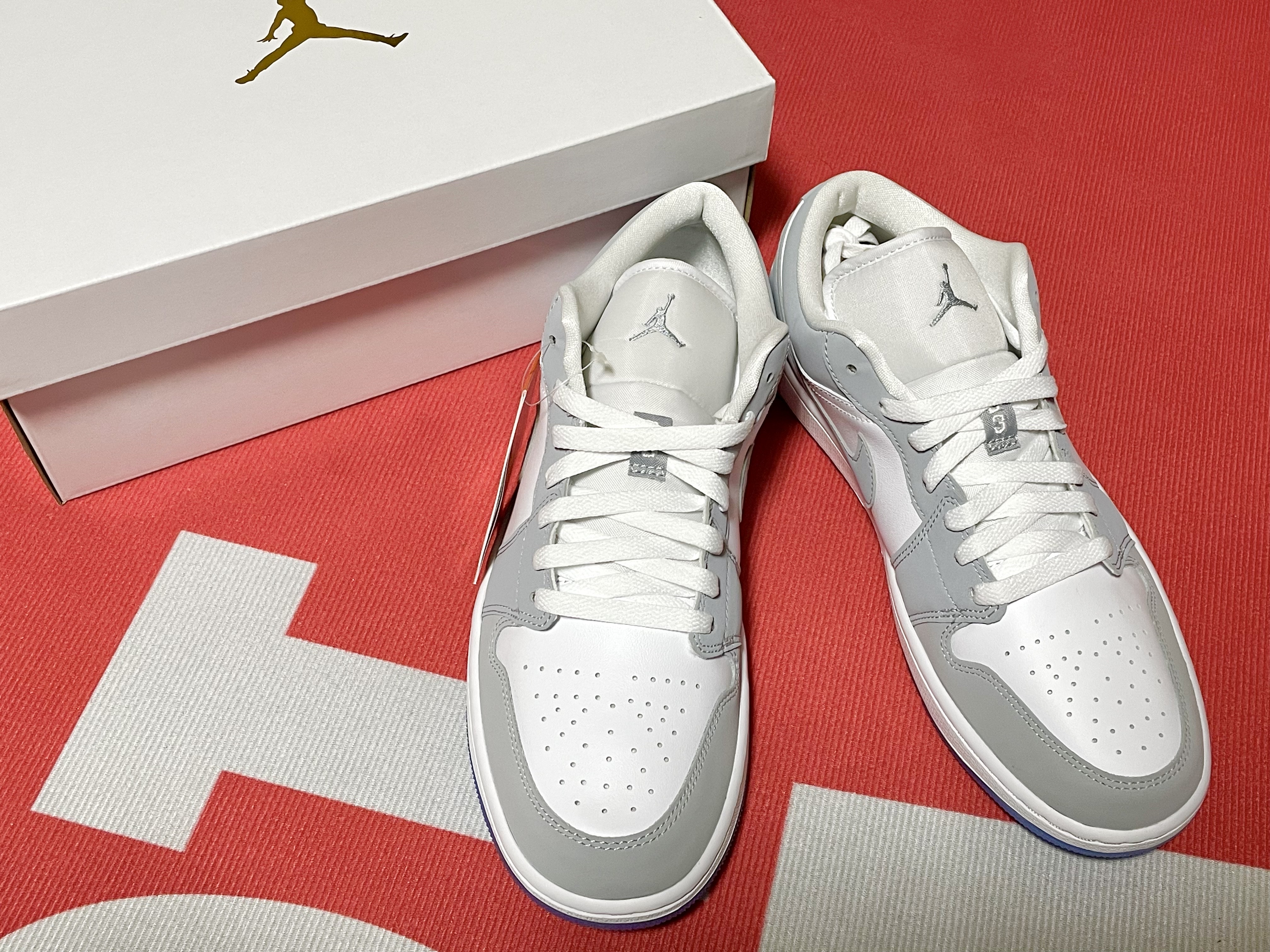 (W) Jordan 1 Low White Wolf Grey 착용 스타일