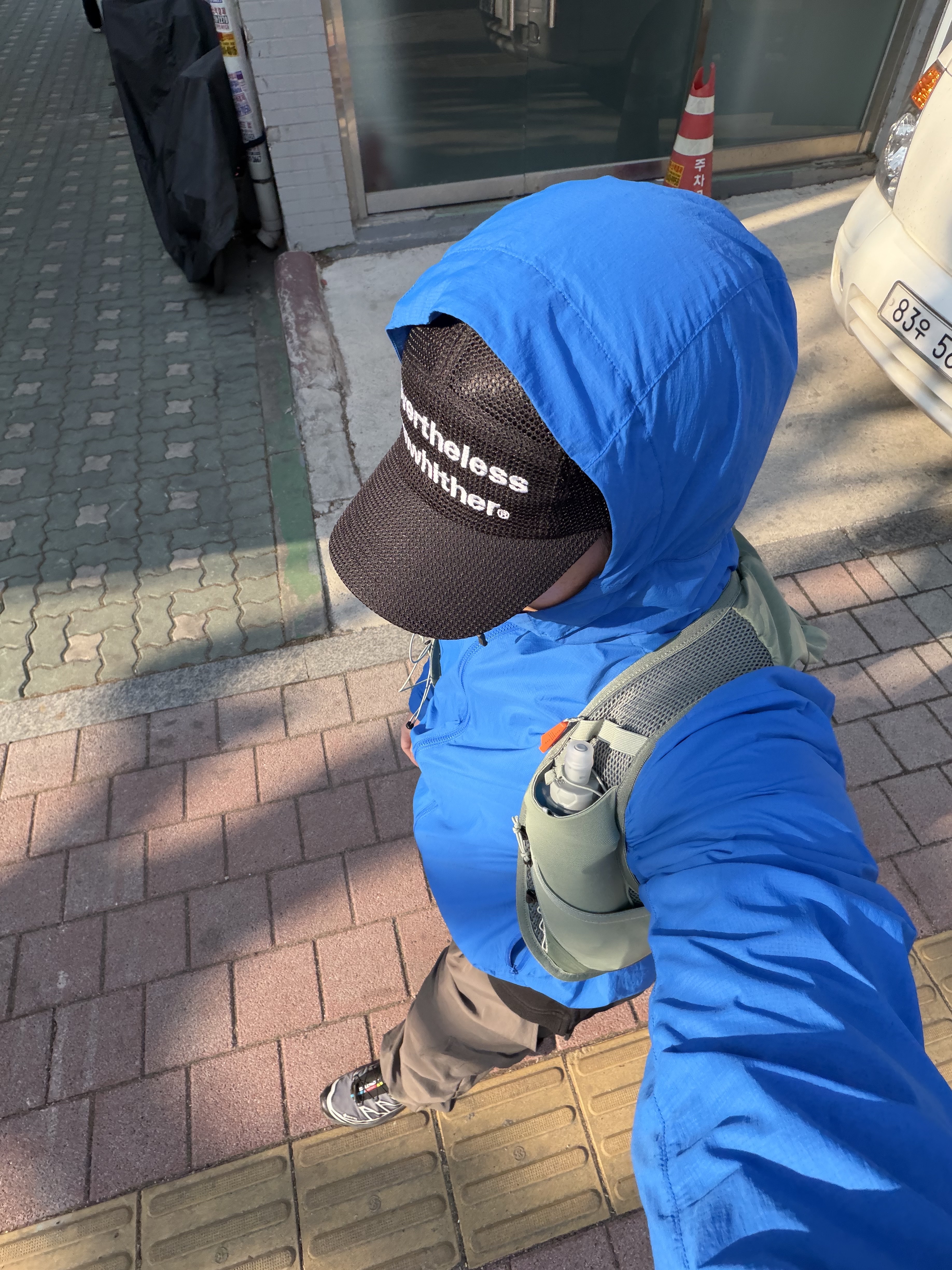 Salomon XT-6 Gore-Tex Black Ebony, [KREAM 단독] runwhither Mesh Cap Black 착용 스타일 - 4