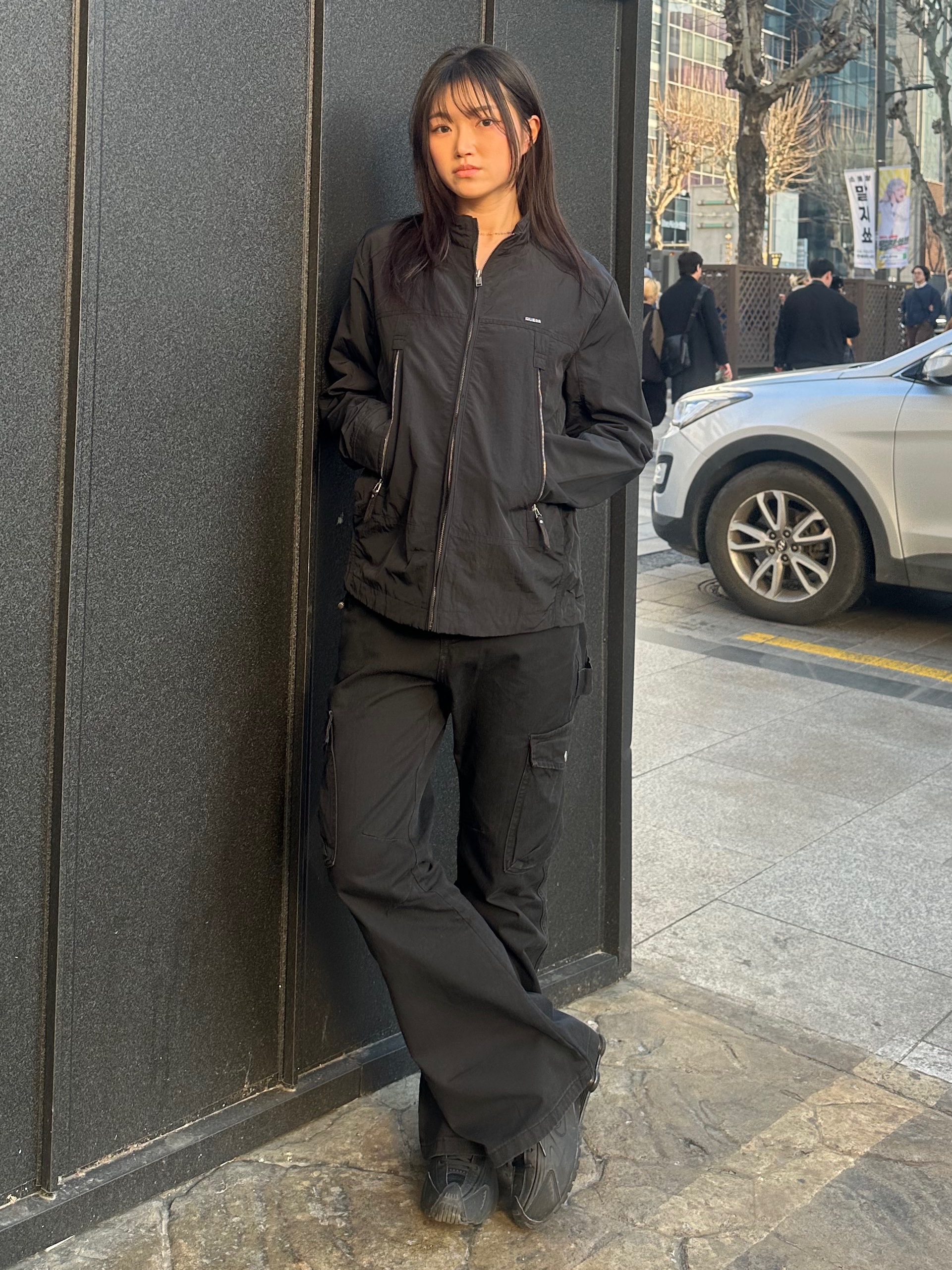 (W) Nike Shox R4 Black 착용 스타일 - 2