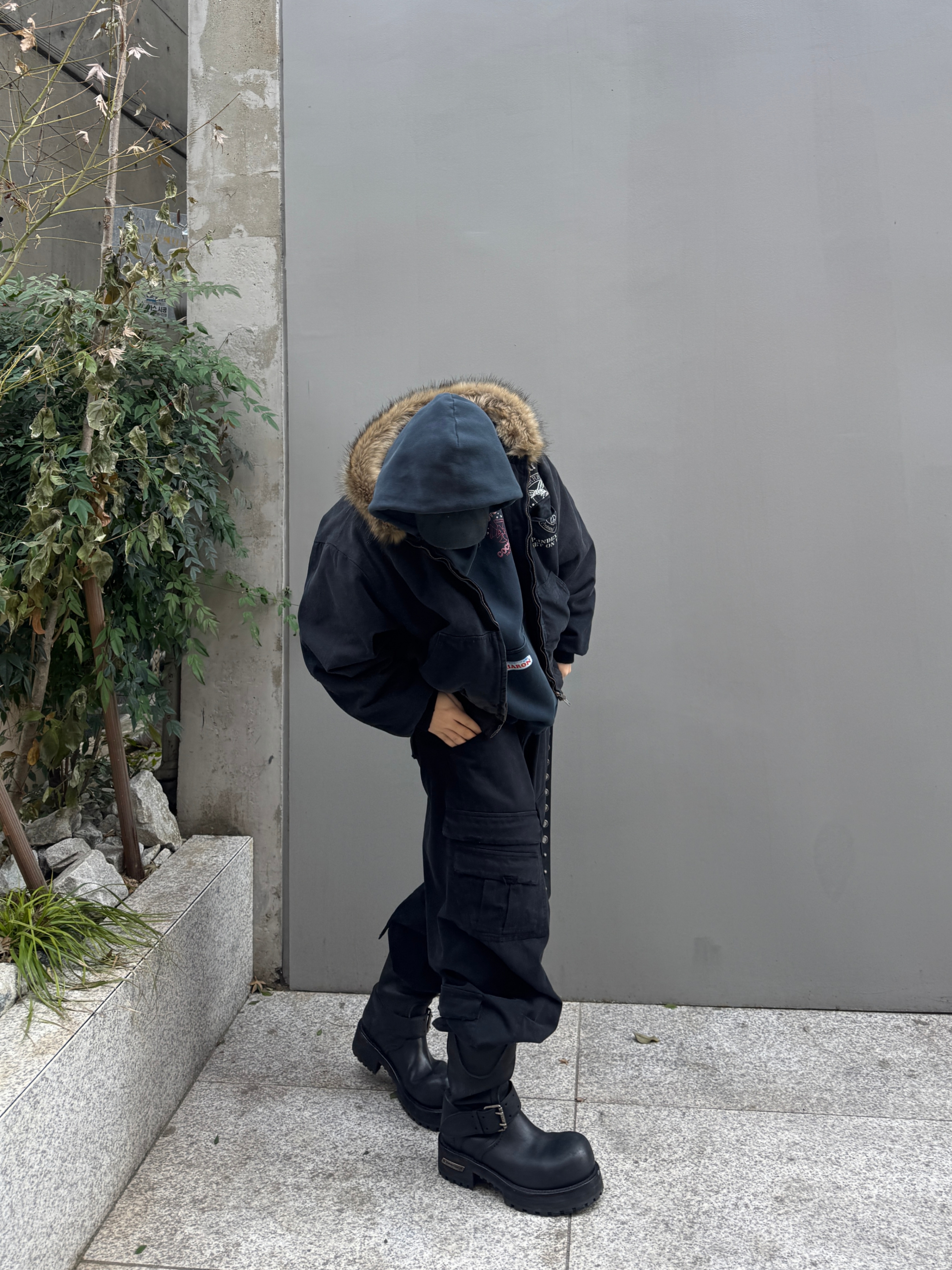 Nonnod Double Pocket Cargo Pants Vintage Black, Protocol Index Detachable Fur Hooded Work Jacket Black 착용 스타일