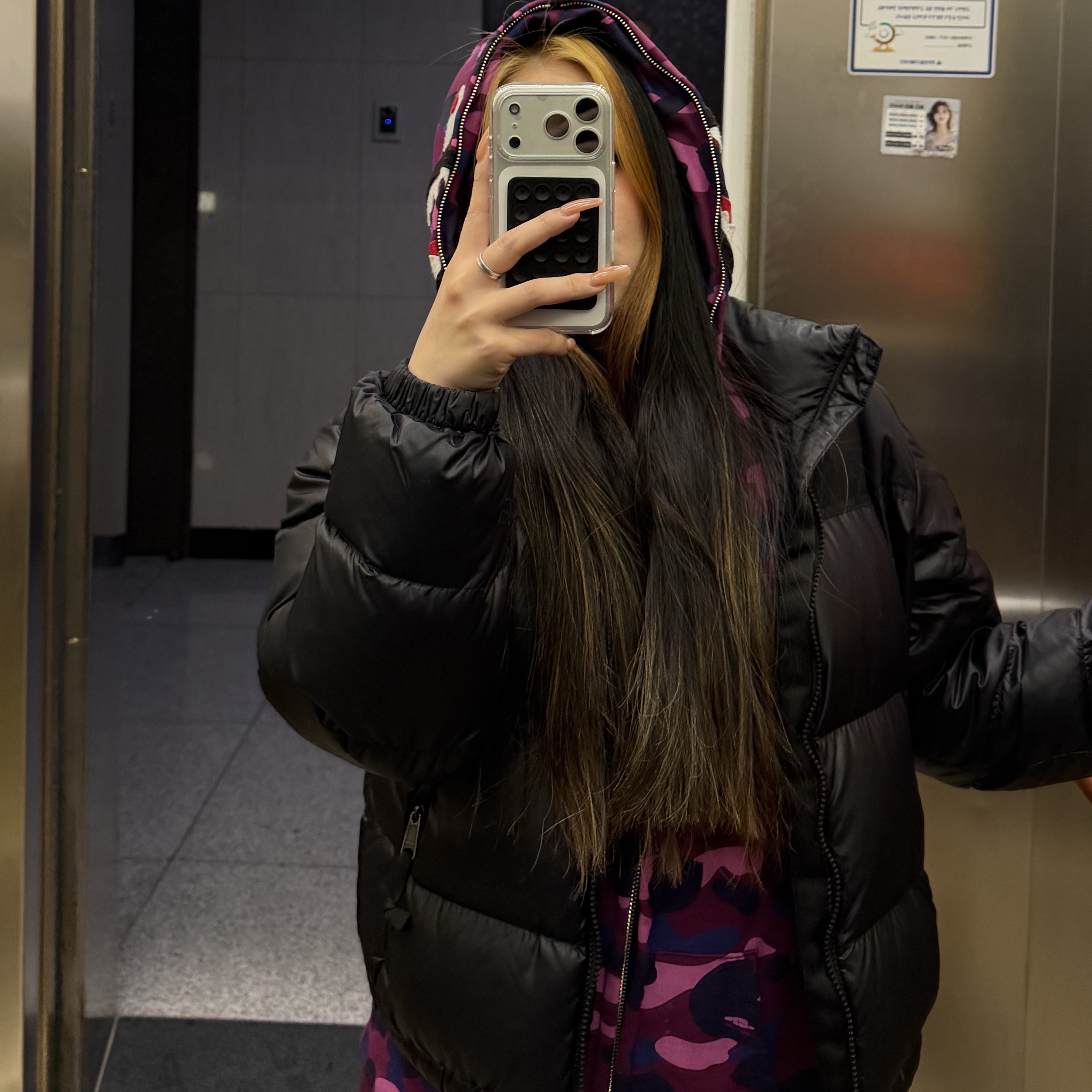 BAPE Color Camo Shark Full Zip Hoodie Purple, (W) The North Face White Label Novelty Nuptse Down Jacket Black 착용 스타일