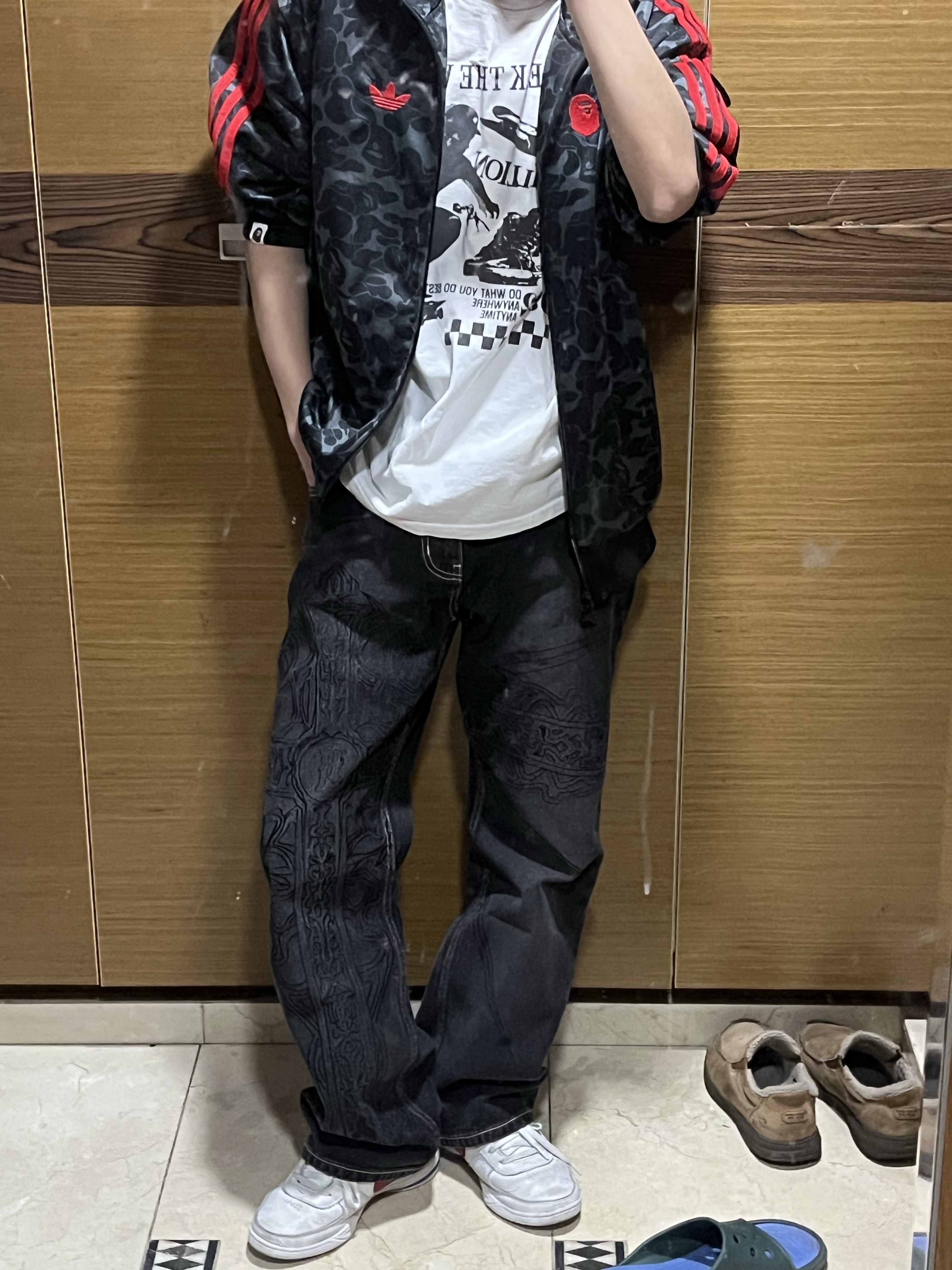 Revenge Spike Cross Embroidered Denim Pant Black - 25SS, Adidas x BAPE Allover Print Track Top Black - US Sizing 착용 스타일 - 4