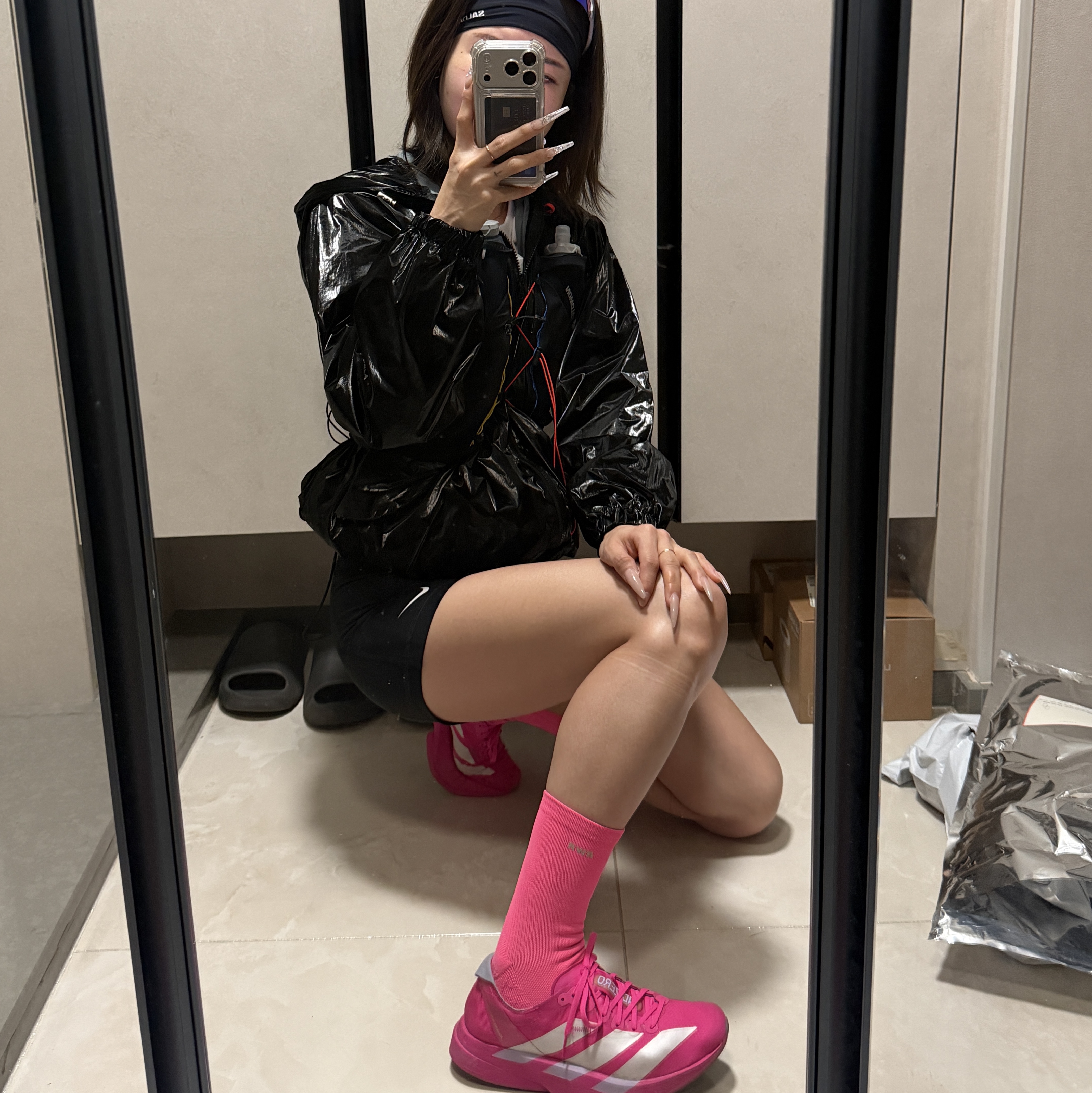 [KREAM 단독] runwhither LSD Pink, (W) Adidas Adizero Adios Pro 4 Shock Pink Zero Metalic 착용 스타일