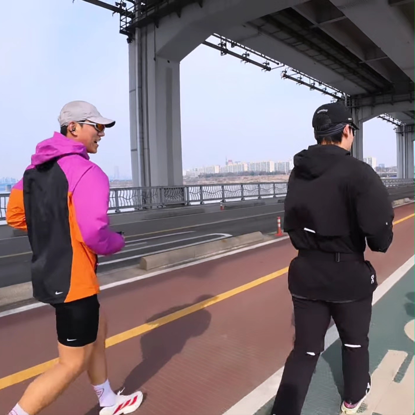 Nike ACG Dri-Fit Club Trail Cap College Grey, Nike ACG Lava Loops Dri-Fit ADV Half Trail Running Tights Black Summit White - Asia 착용 스타일 - 1