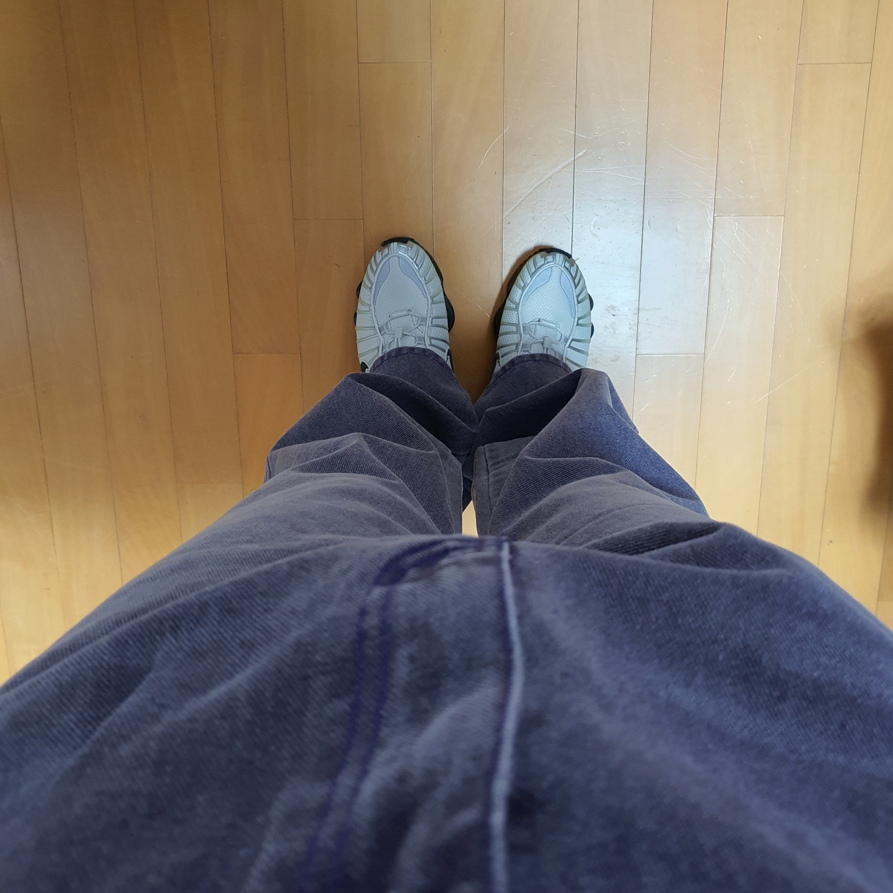 (W) Nike Shox TL Light Bone Olive Aura 착용 스타일