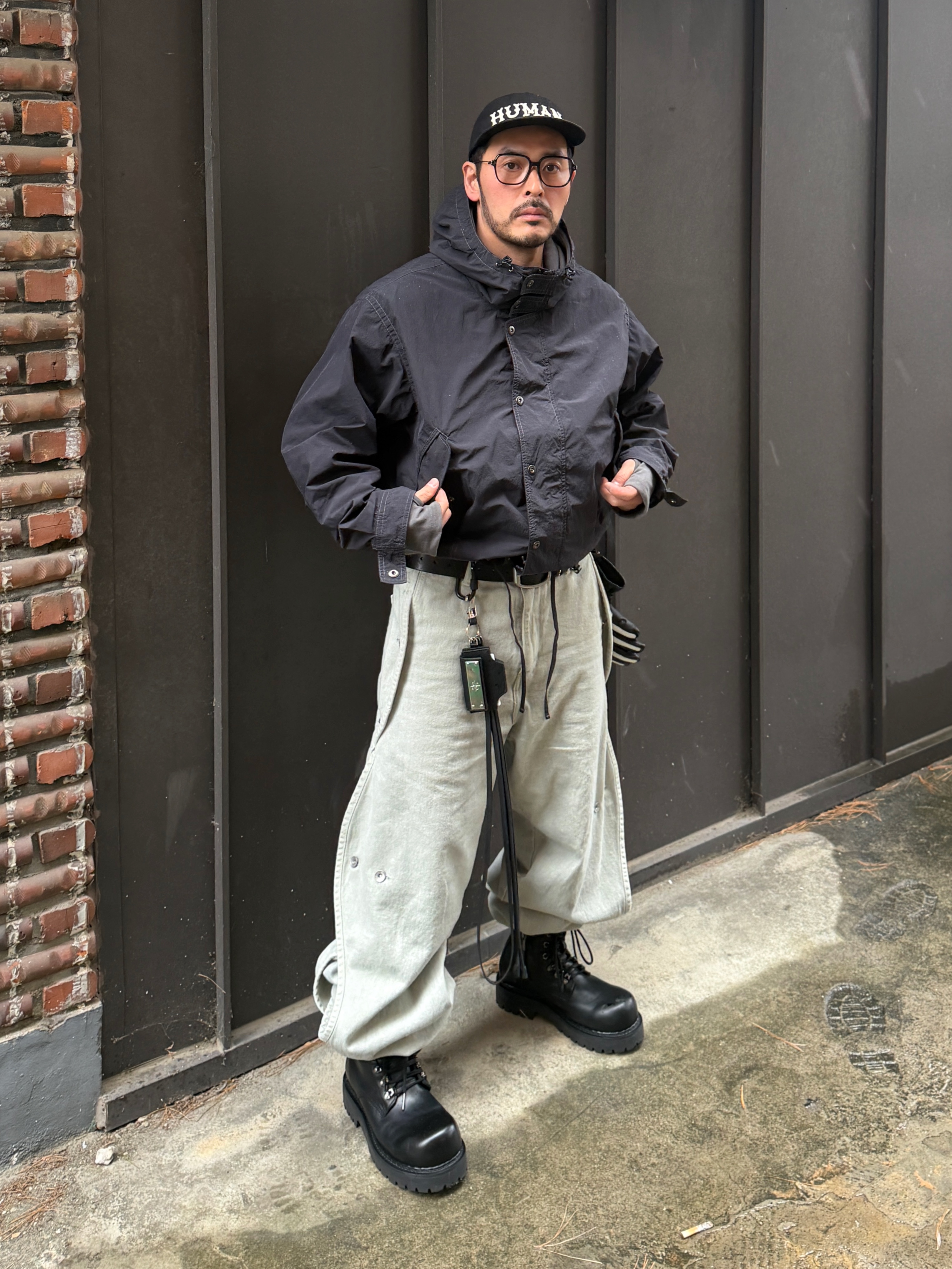 Sansan Gear Cotton Wave Pants Grey, Vacant Archive Ruta Steel Standard Belt Black 착용 스타일 - 4