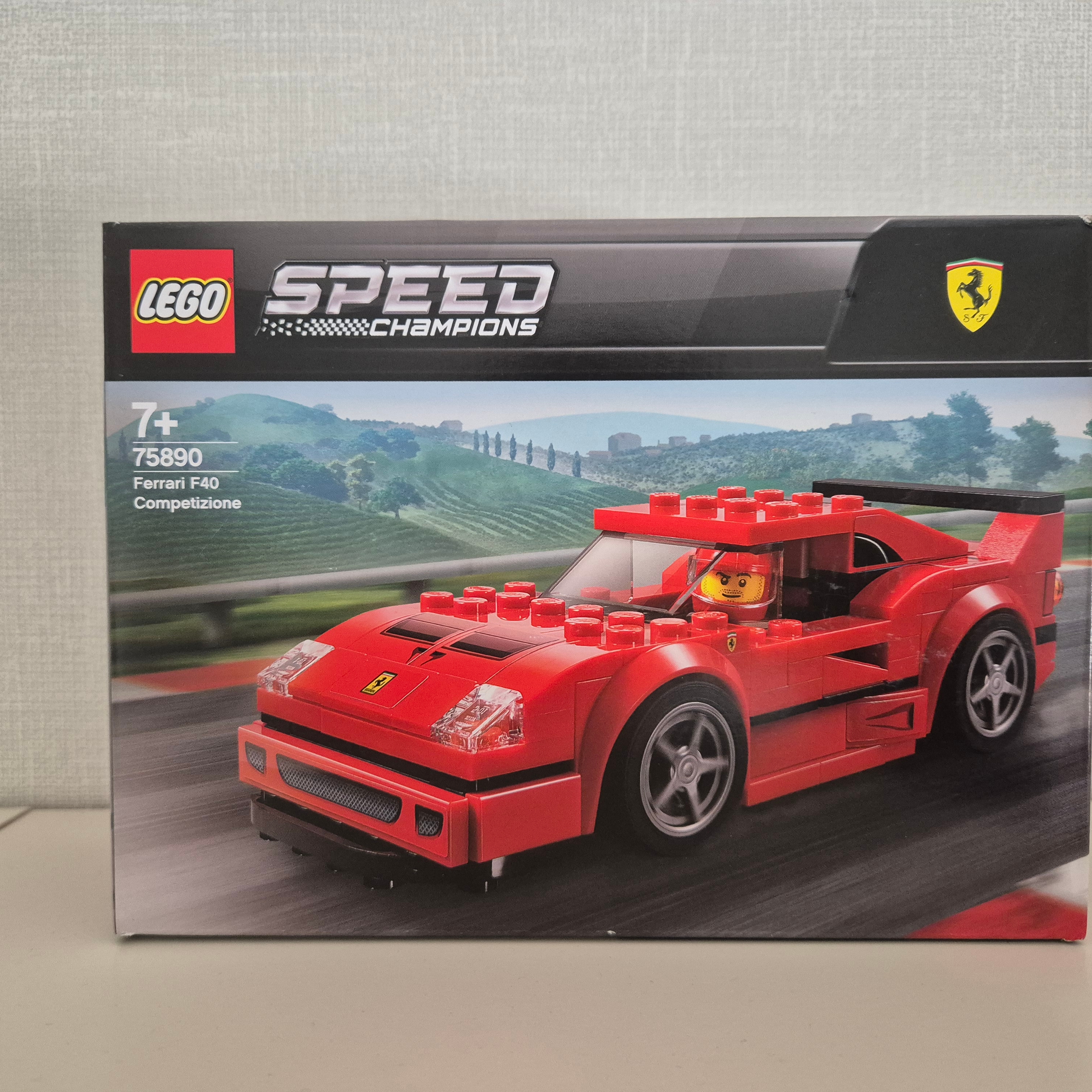 Lego Ferrari F40 Competizione 착용 스타일