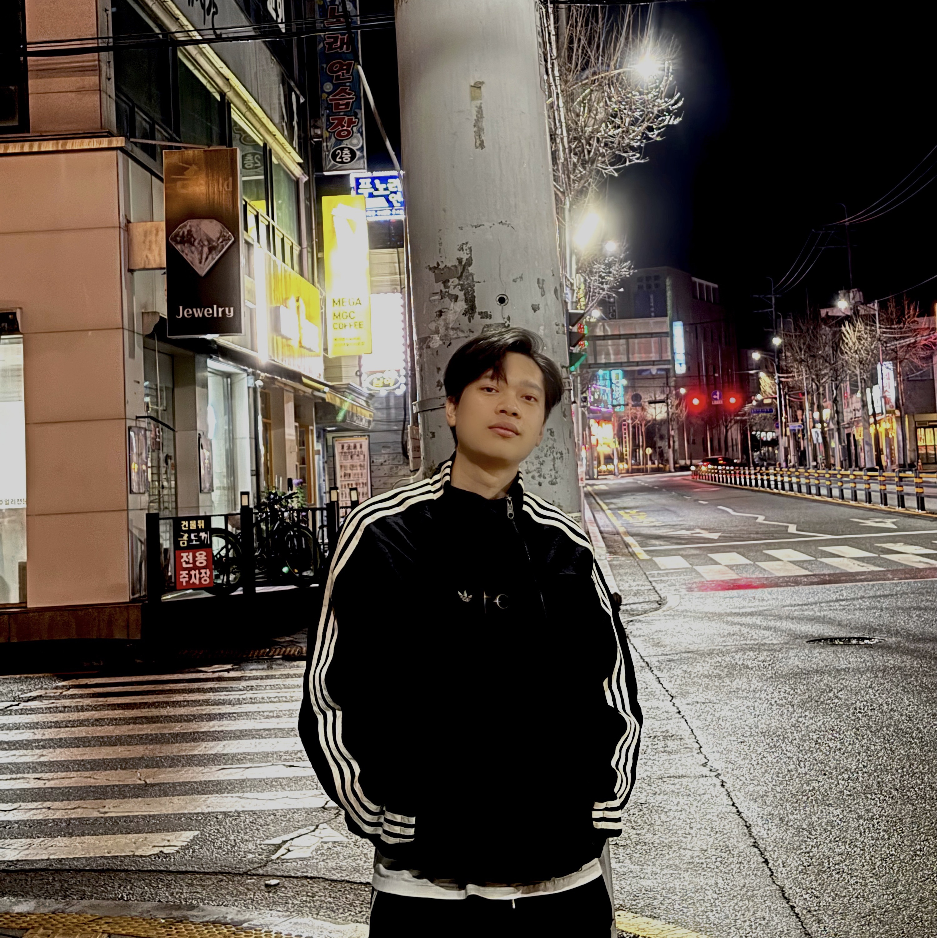 Adidas x Thug Club Woven Track Top Black Silver Metallic - KR Sizing, Adidas x Thug Club Woven Trackpants Black Silver Metallic - KR Sizing 착용 스타일