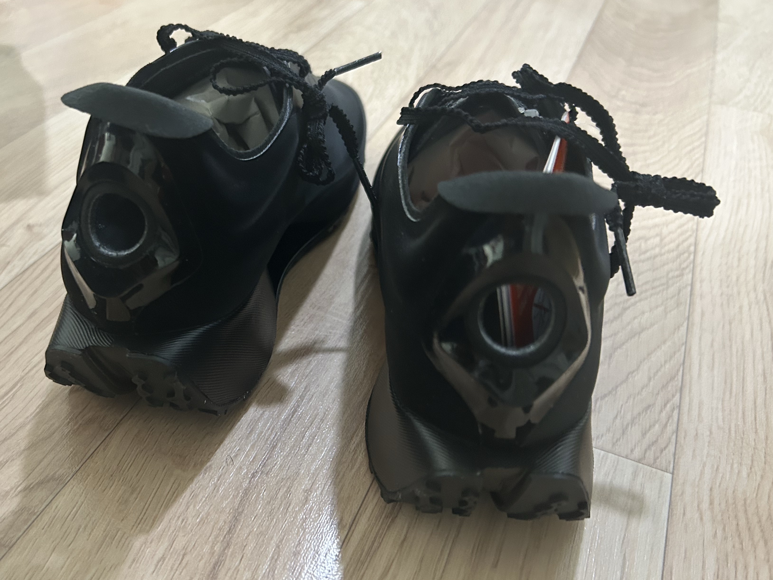 (W) Nike First Sight Noir Black 착용 스타일
