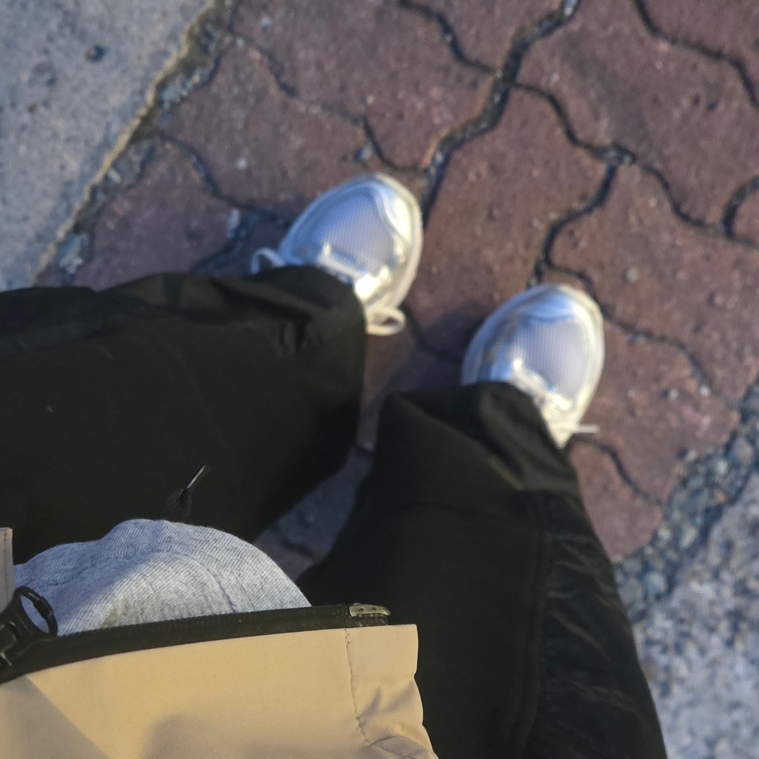 Asics x JJJJound Gel-Kayano 14 Silver White 착용 스타일