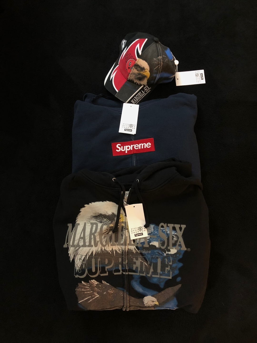 Supreme x MM6 Maison Margiela Box Logo Zip Up Hooded Sweatshirt Navy - 26SS, Supreme x MM6 Maison Margiela Eagle Zip Up Hooded Sweatshirt Black - 26SS 착용 스타일