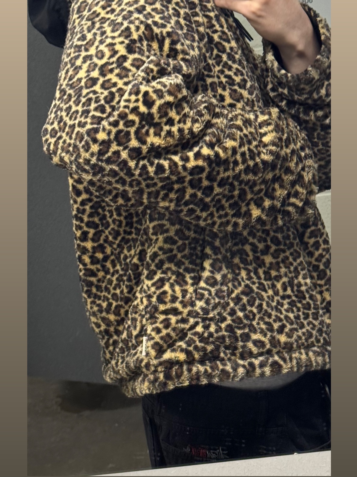 Stussy Reversible Hooded Jacket Leopard, Stussy Washed Canvas Big OL' Jean Black 착용 스타일