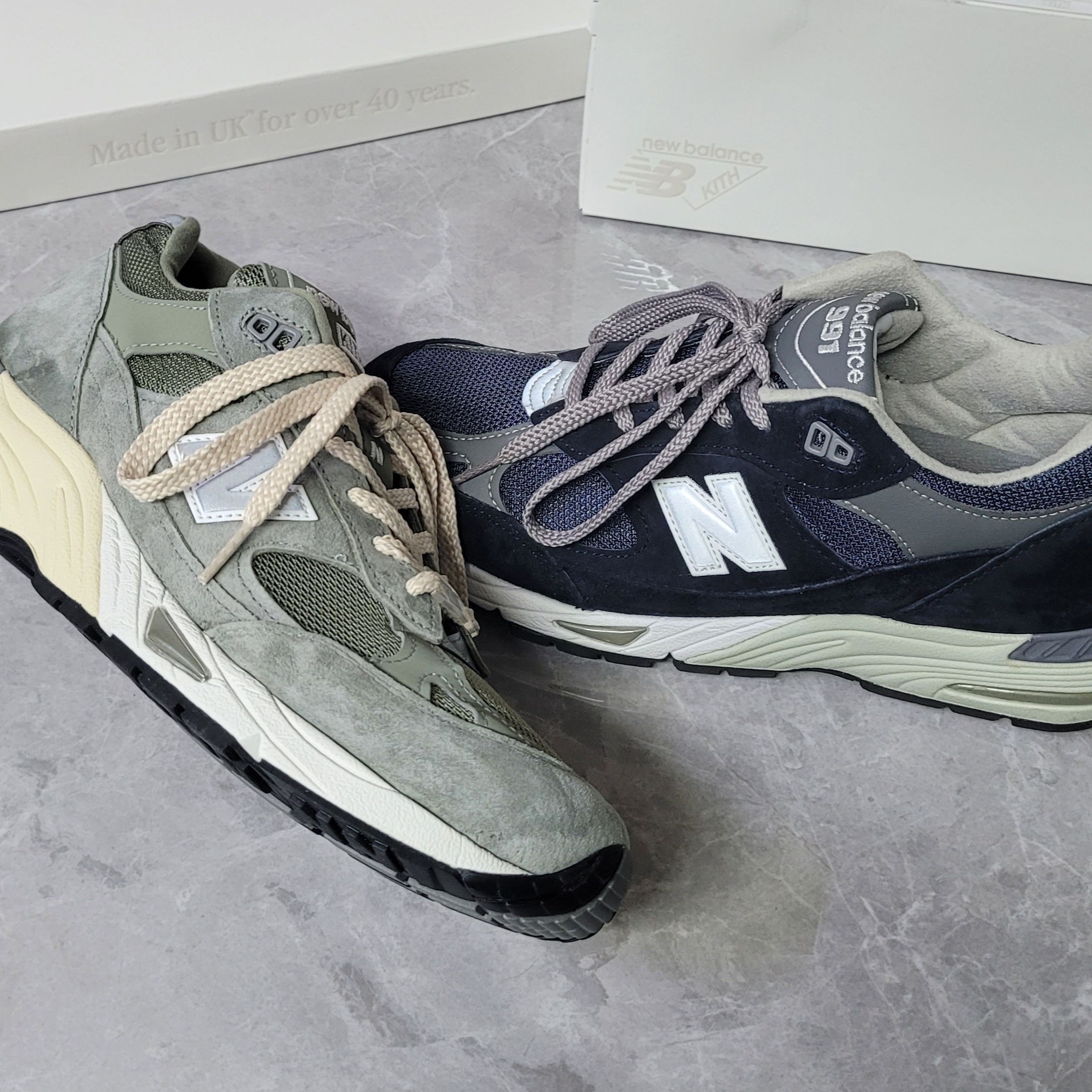 New Balance x Kith 991v1 Made in UK Vetiver, New Balance 991 Made in UK Navy 착용 스타일 - 3