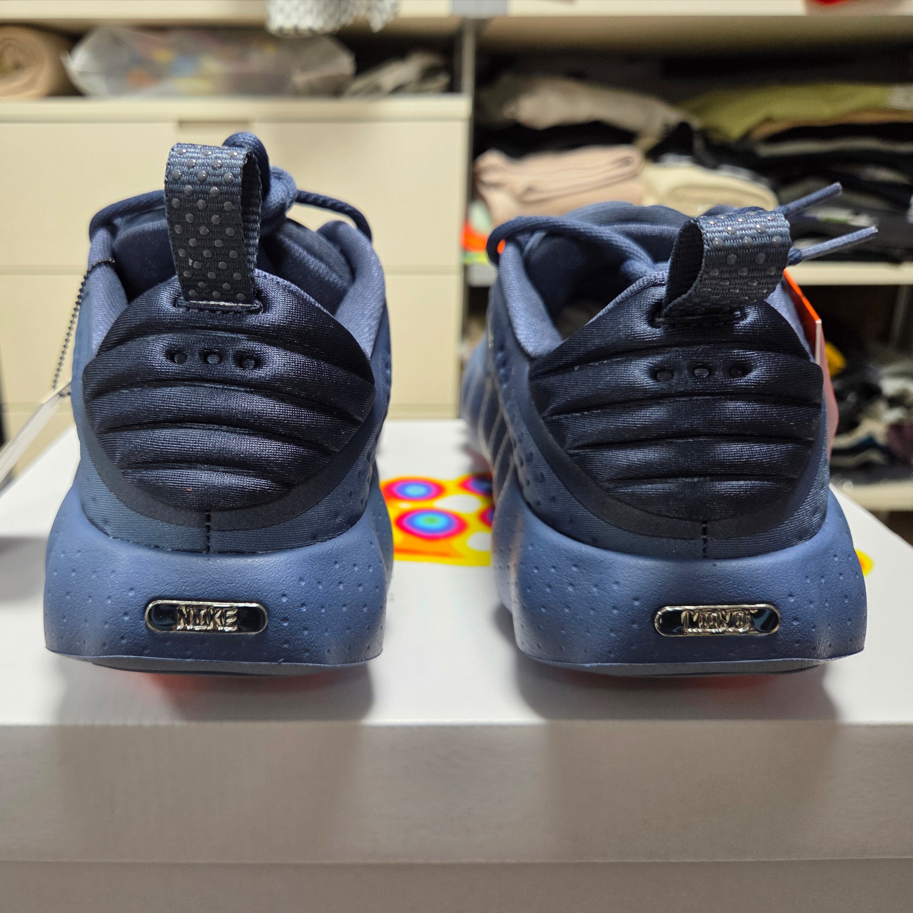 Nike Mind 002 Thunder Blue Chrome 착용 스타일 - 5