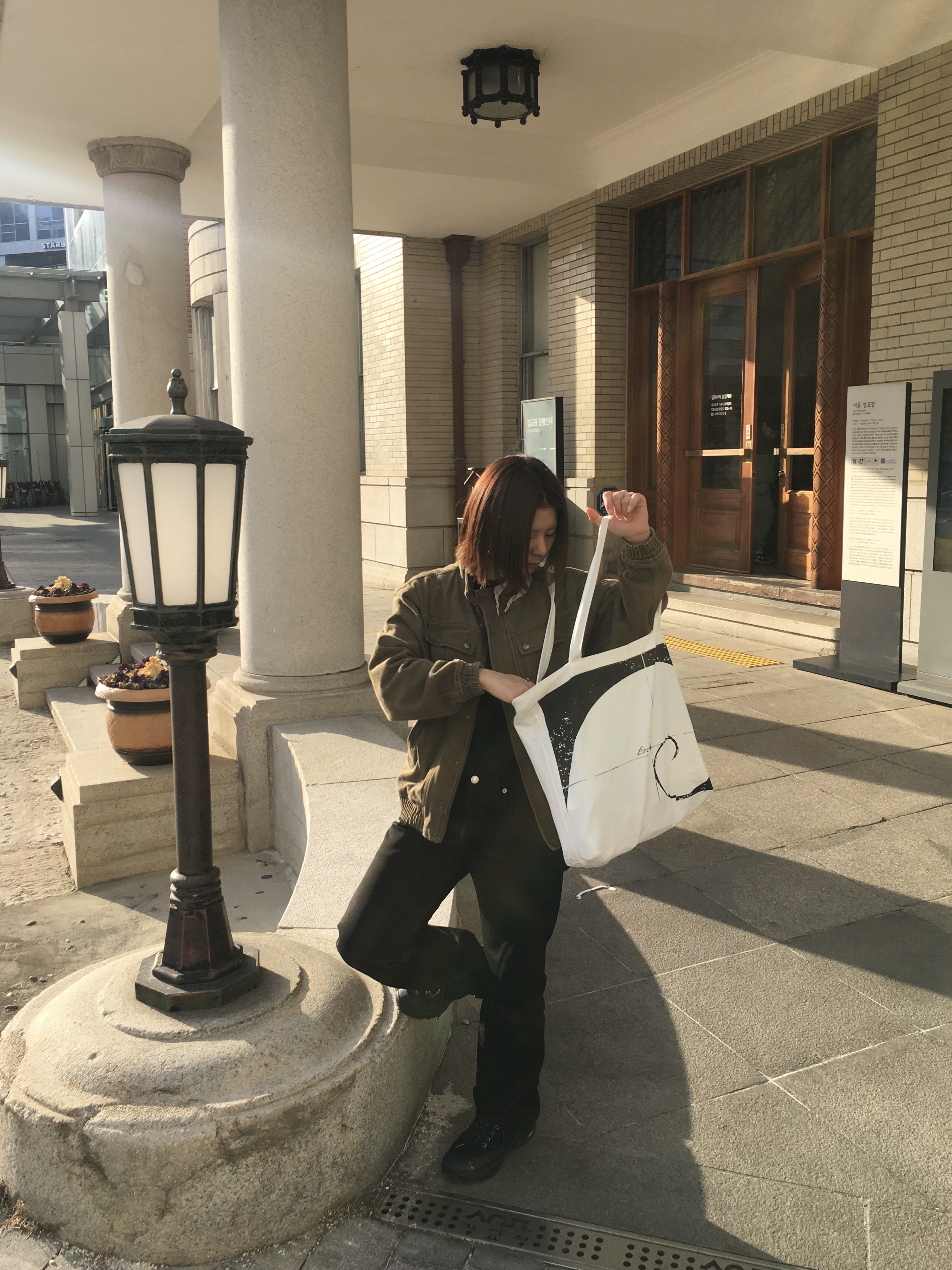 Roa Neal Black 착용 스타일 - 2