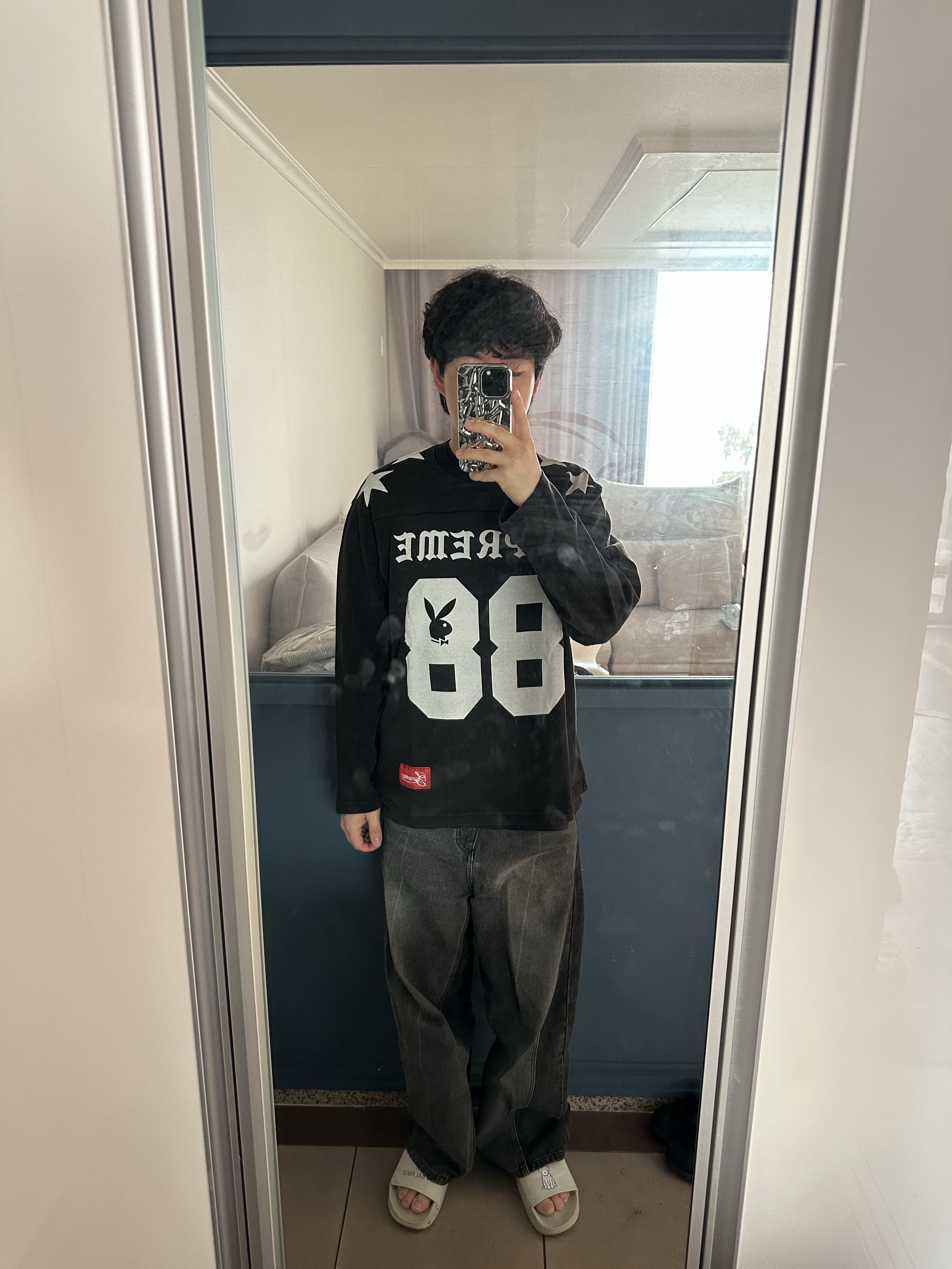 Supreme x Playboy L/S Football Top Black - 26SS 착용 스타일