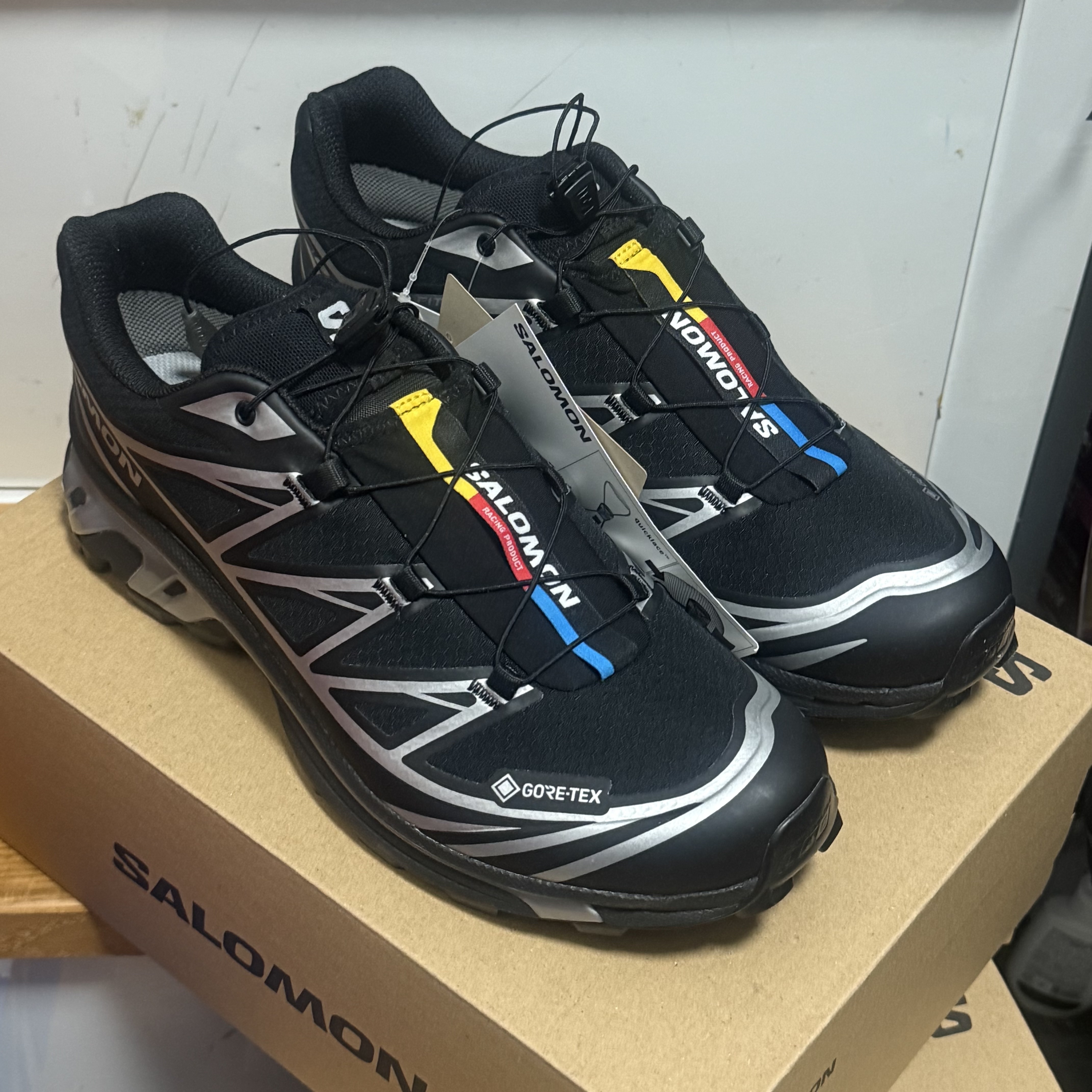Salomon XT-6 GTX Black Silver 착용 스타일