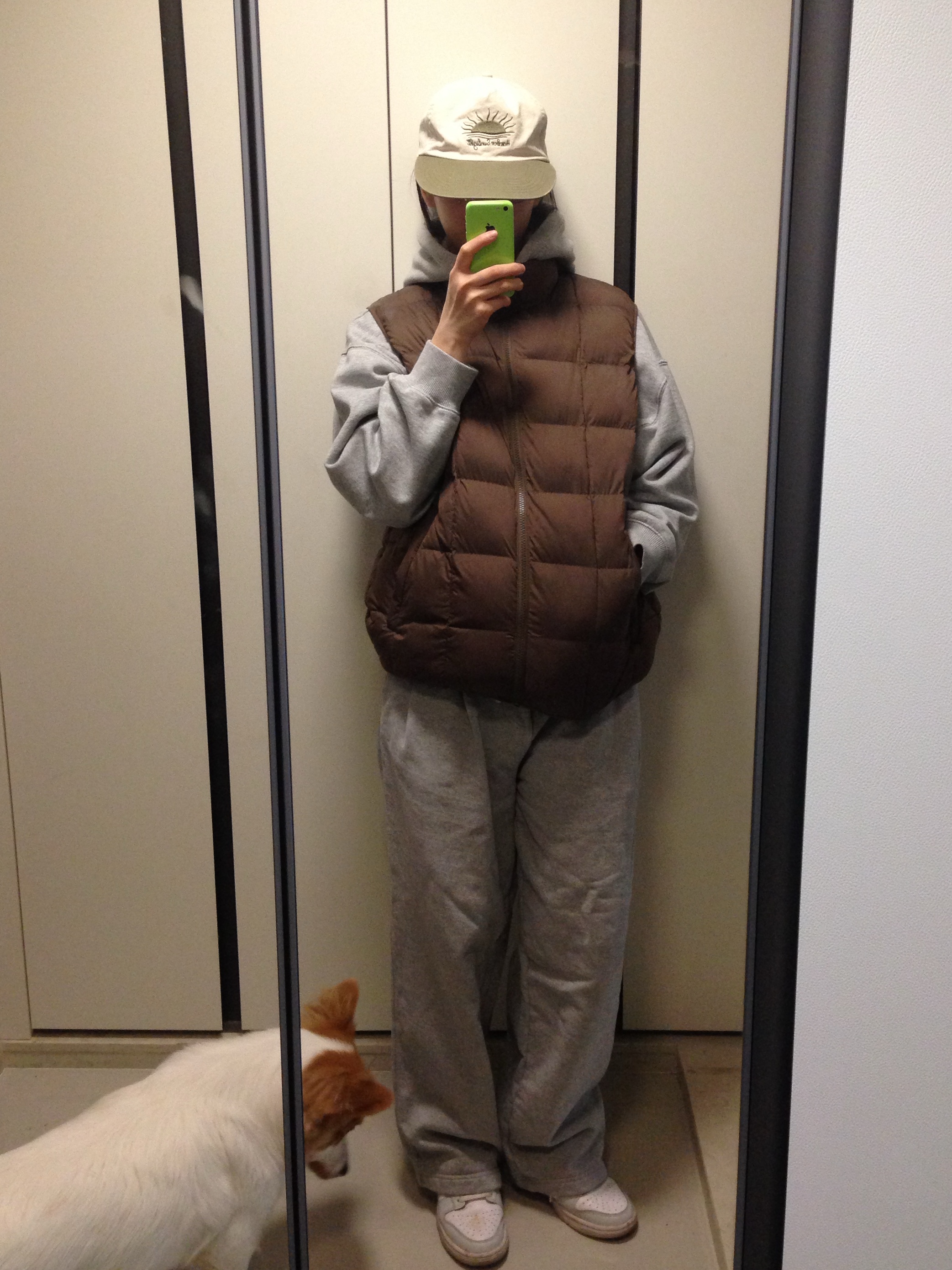 Zara x Champion Relaxed Fit Pleated Pants Gray Marl, (W) Nike Dunk Low Photon Dust 착용 스타일 - 4