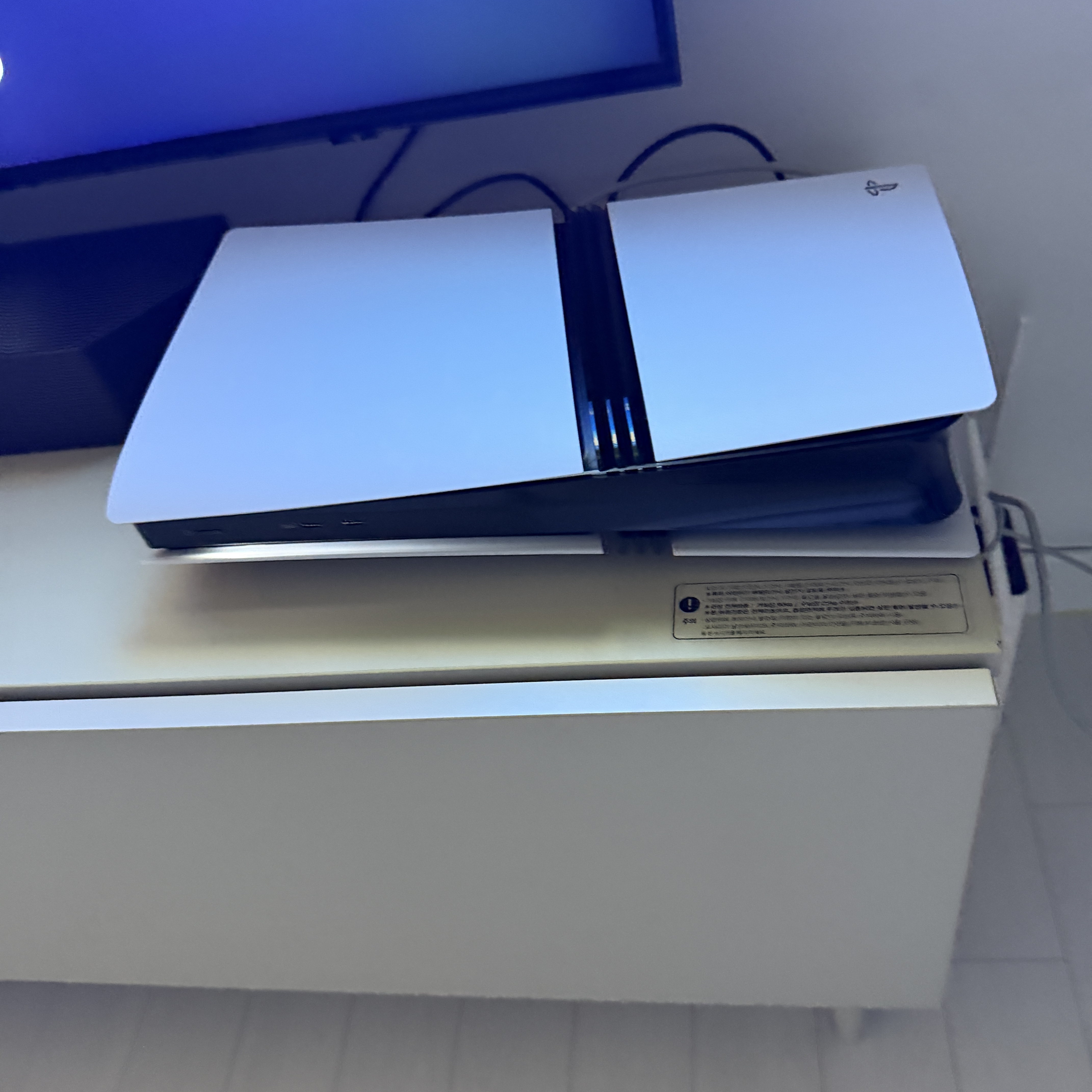 [7% 적립] PlayStation 5 Pro - 2TB 착용 스타일
