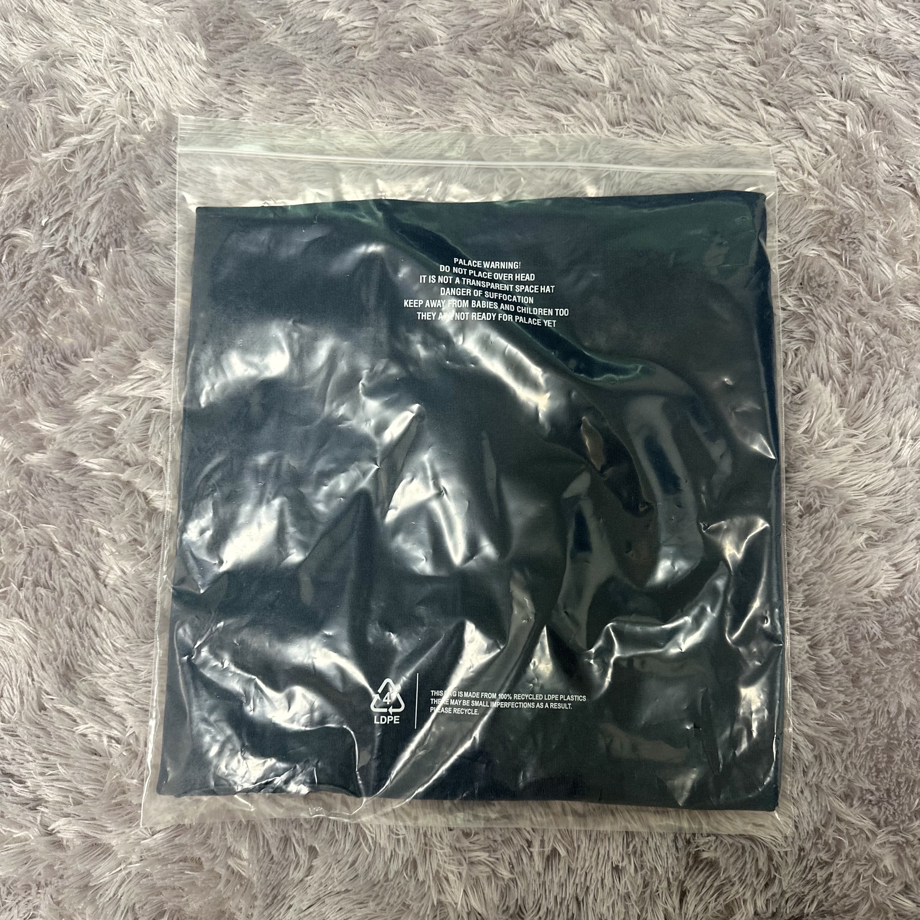Palace x Neighborhood Pocket T-Shirt Indigo - 25FW 착용 스타일 - 2