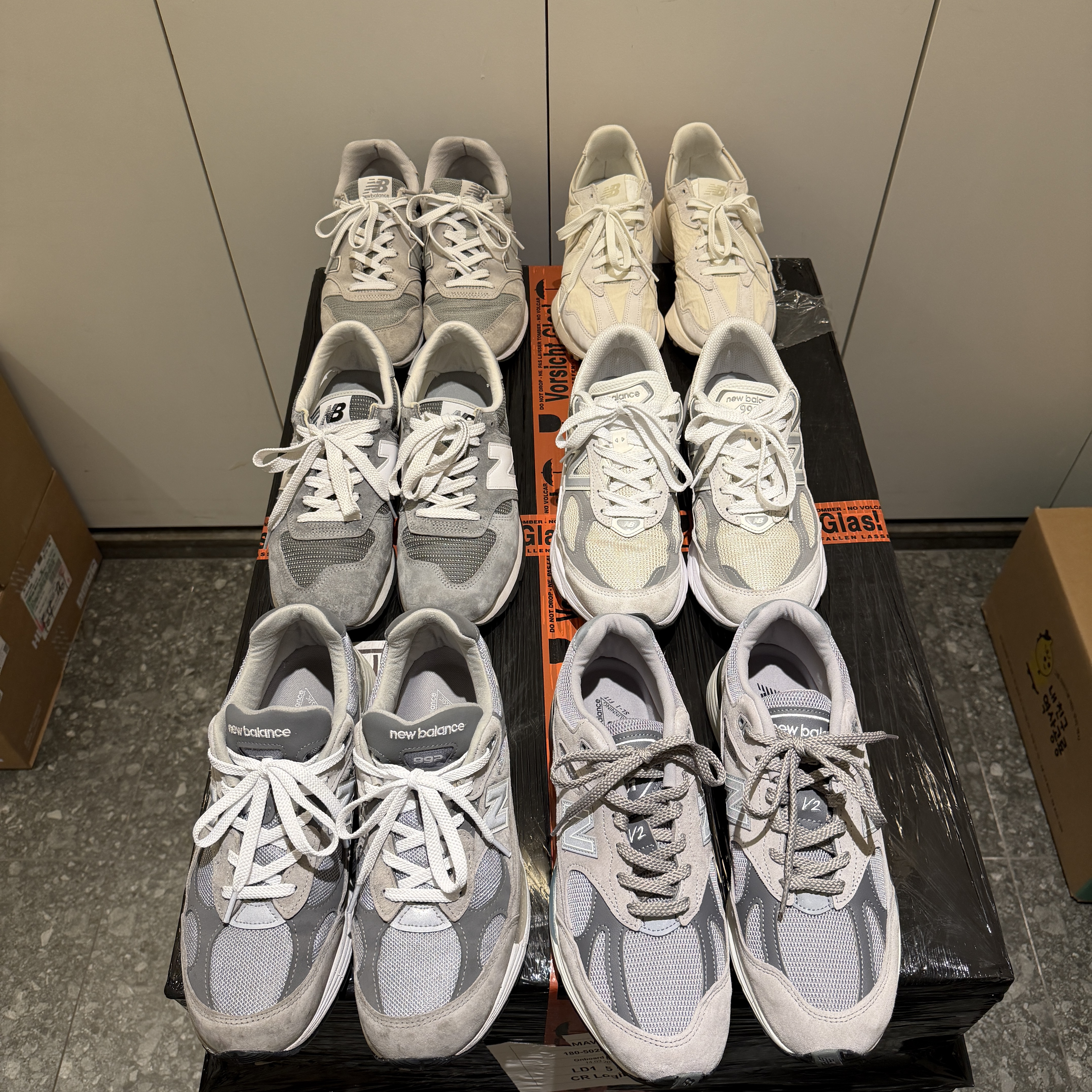 New Balance 991v2 Made in UK Rock Ridge Alloy Silver, New Balance 992 Made in USA Grey - D Standard 착용 스타일