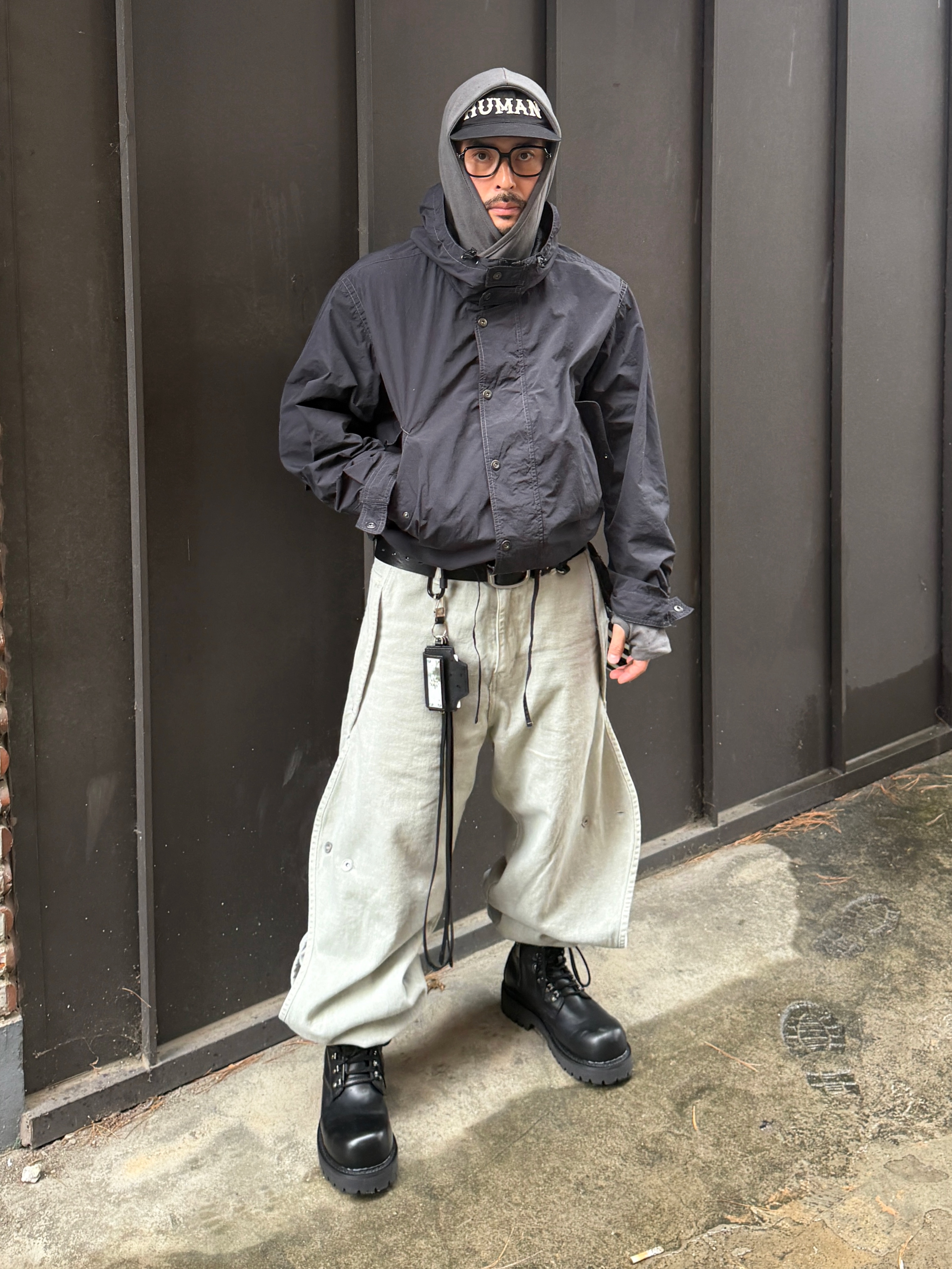 Sansan Gear Cotton Wave Pants Grey, Vacant Archive Ruta Steel Standard Belt Black 착용 스타일 - 2