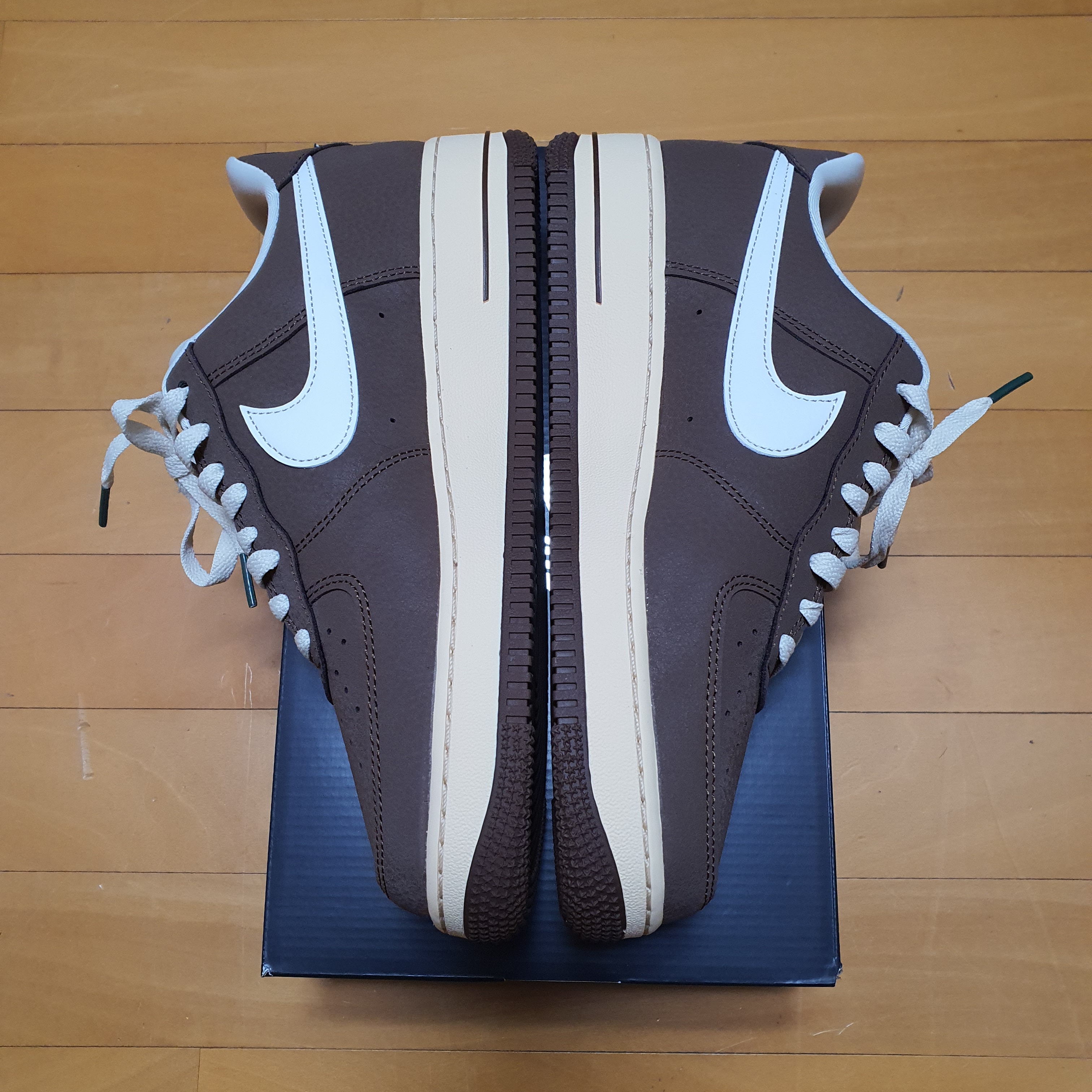 Nike Air Force 1 '07 Cacao Wow Coconut Milk 착용 스타일