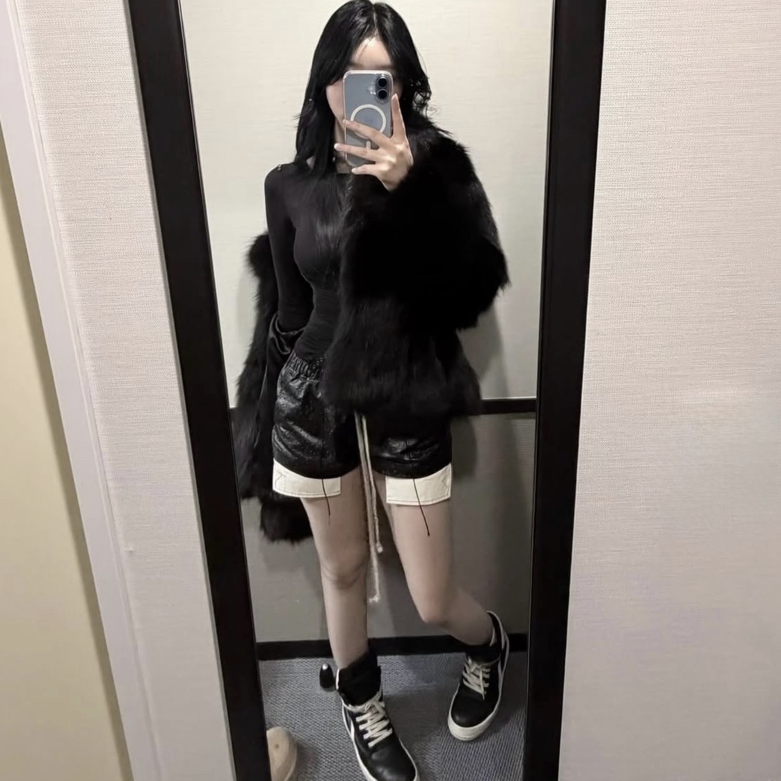 Rick Owens Temple Geobasket Sneakers Black Milk 착용 스타일