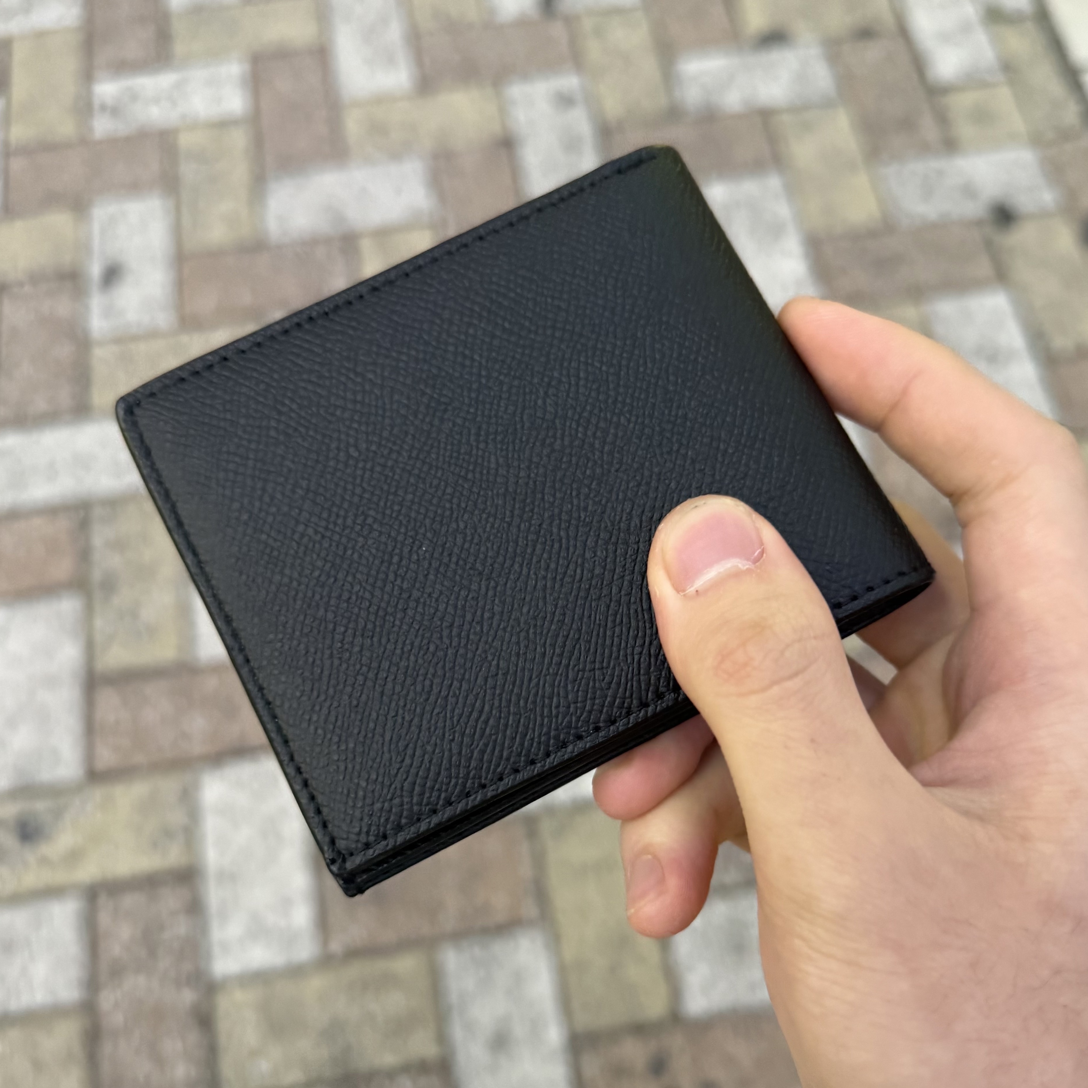 Hermes MC² Copernic Wallet Epsom & Noir 착용 스타일 - 1