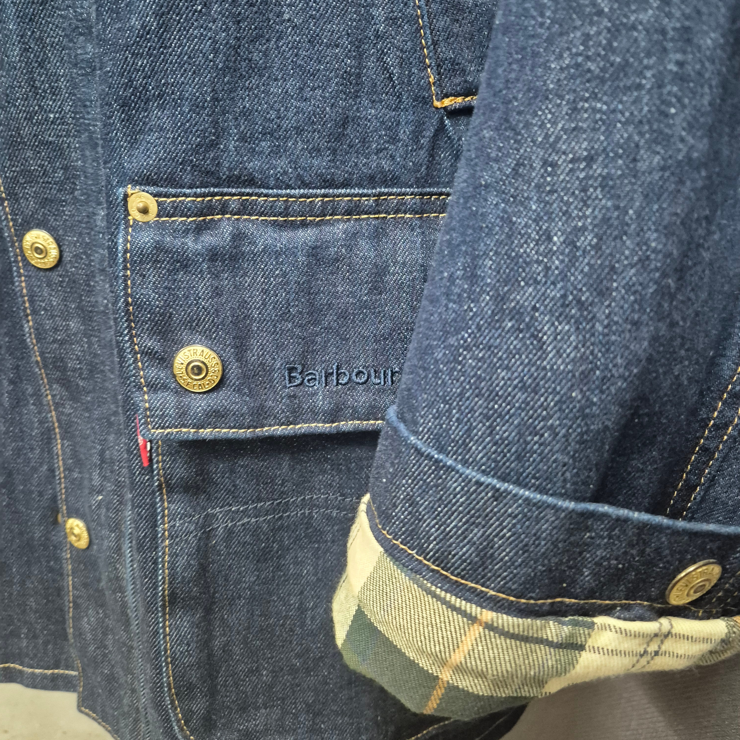 Levi's x Barbour Oversized Bedale Jacket Dark Rinsed Denim 착용 스타일 - 3