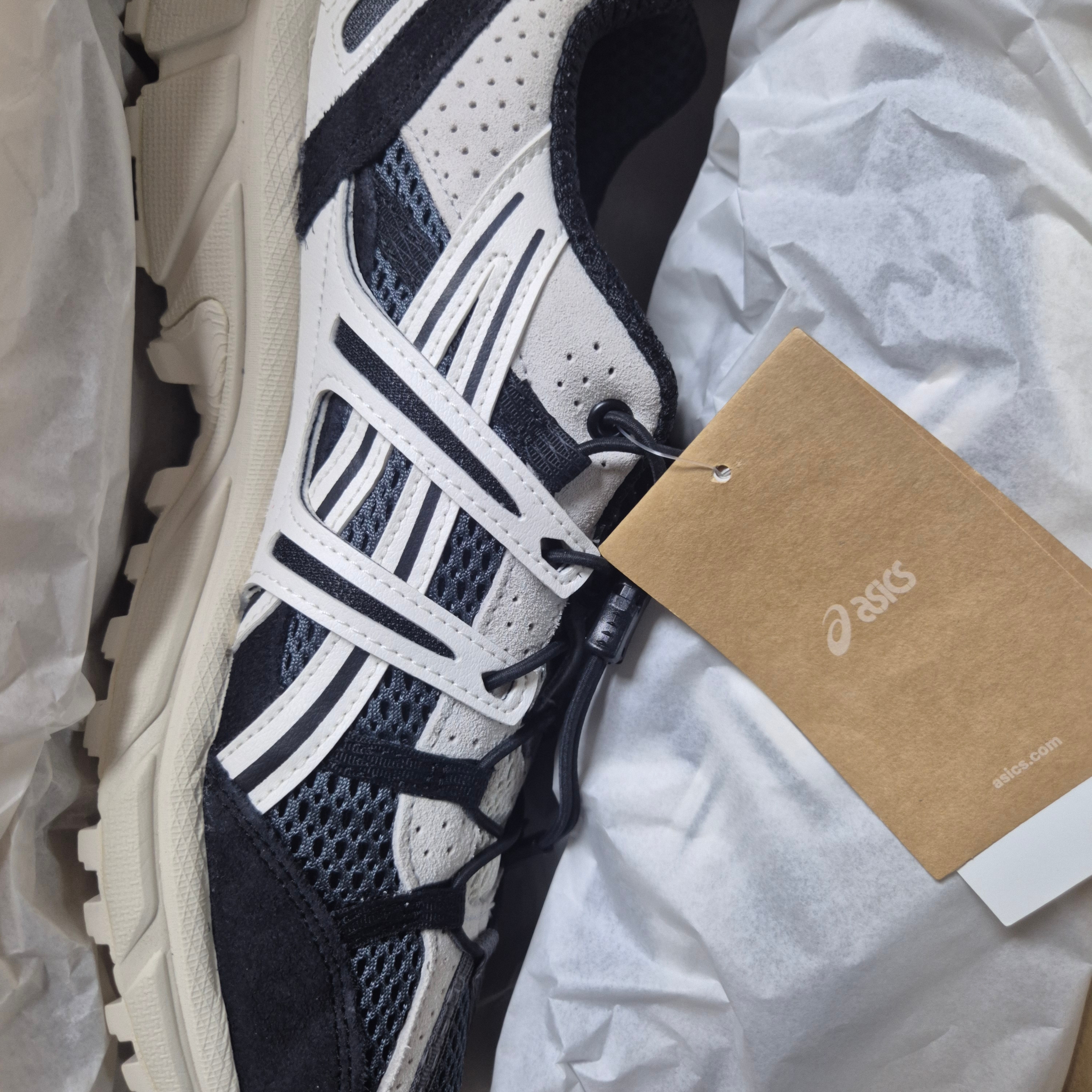Asics Unlimited Gel-Sonoma 15-50 Carrier Grey White Alyssum 착용 스타일