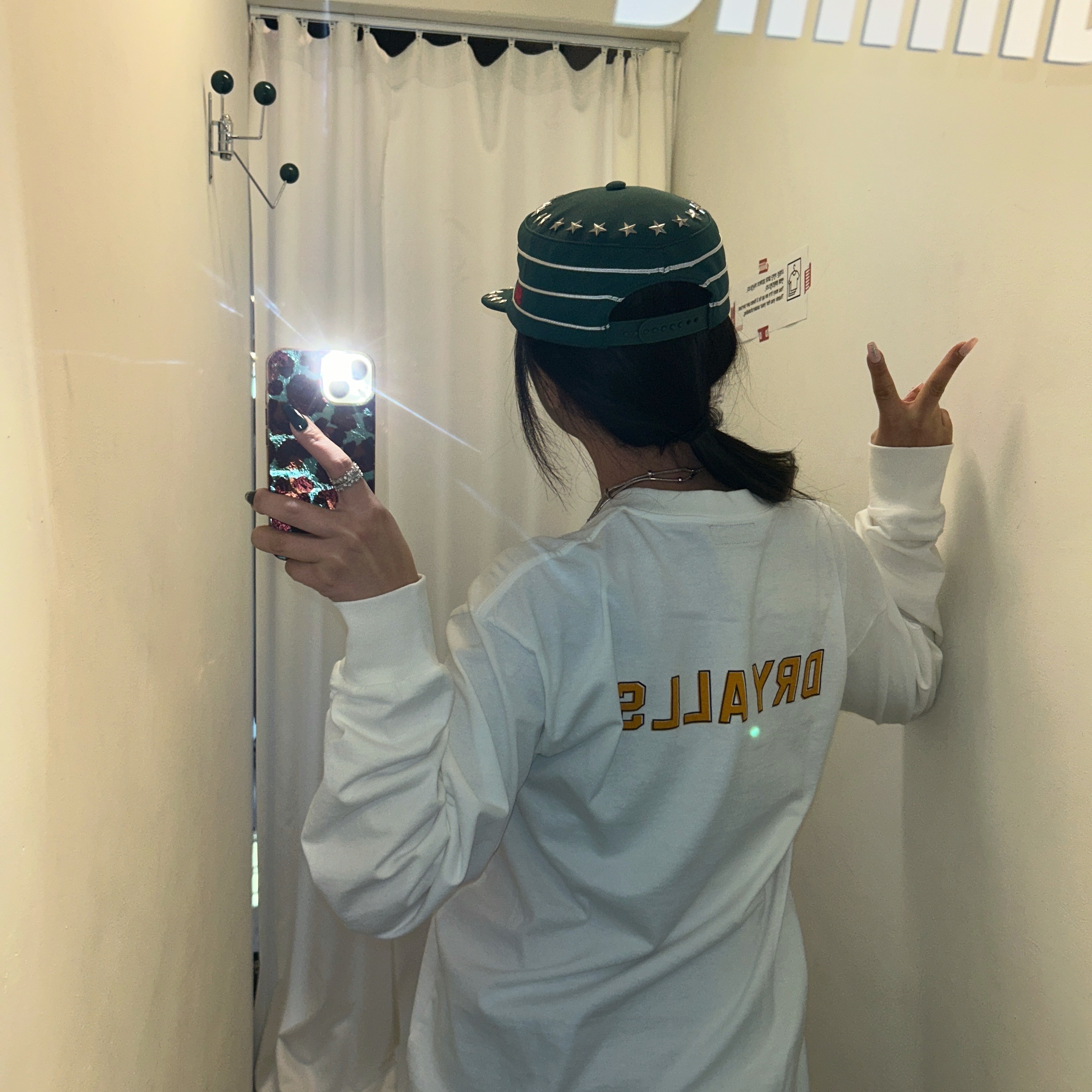 Human Made Graphic L/S T-Shirt White 착용 스타일 - 2