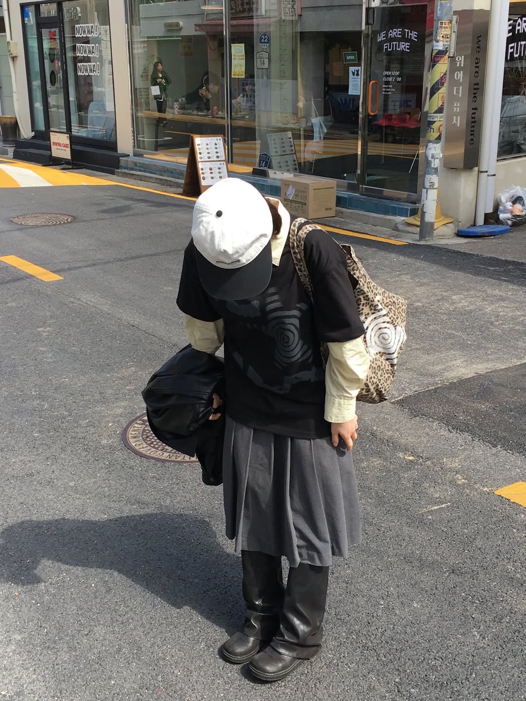 Sunday Ceremony Sunday Logo 5 Panel Cotton Cap - White 착용 스타일 - 3
