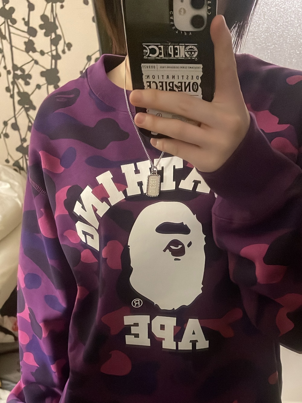 BAPE Color Camo College Crewneck Sweatshirt Purple 착용 스타일 - 2