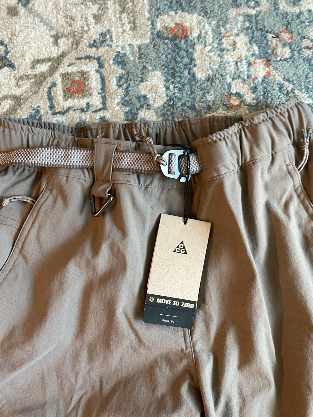 (W) Nike ACG Smith Summit Cargo Pants Mink Brown College Grey - Asia 착용 스타일 - 5