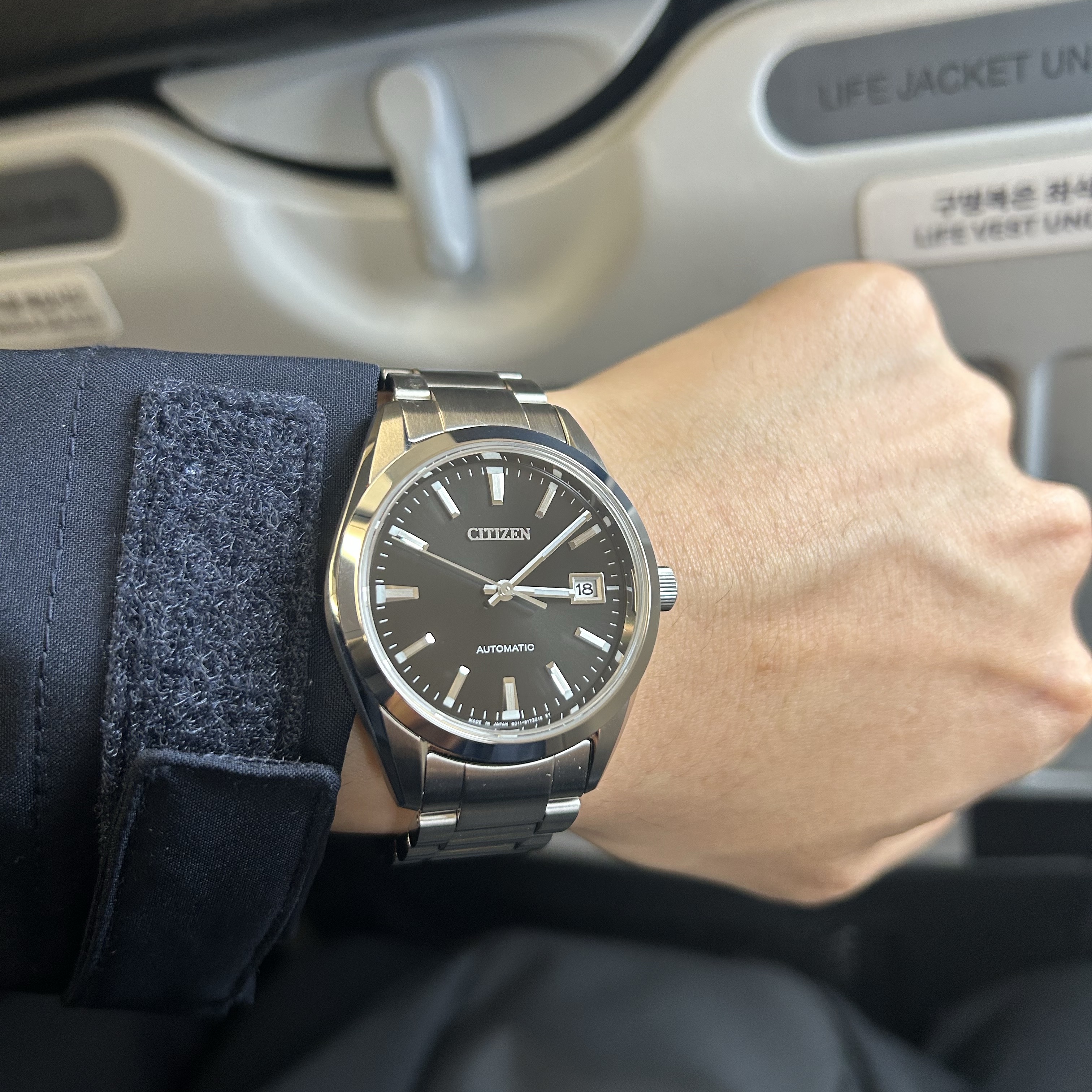 Citizen Automatic 38mm Stainless Steel Black Silver, Seiko SBTH011 Black 착용 스타일 - 4