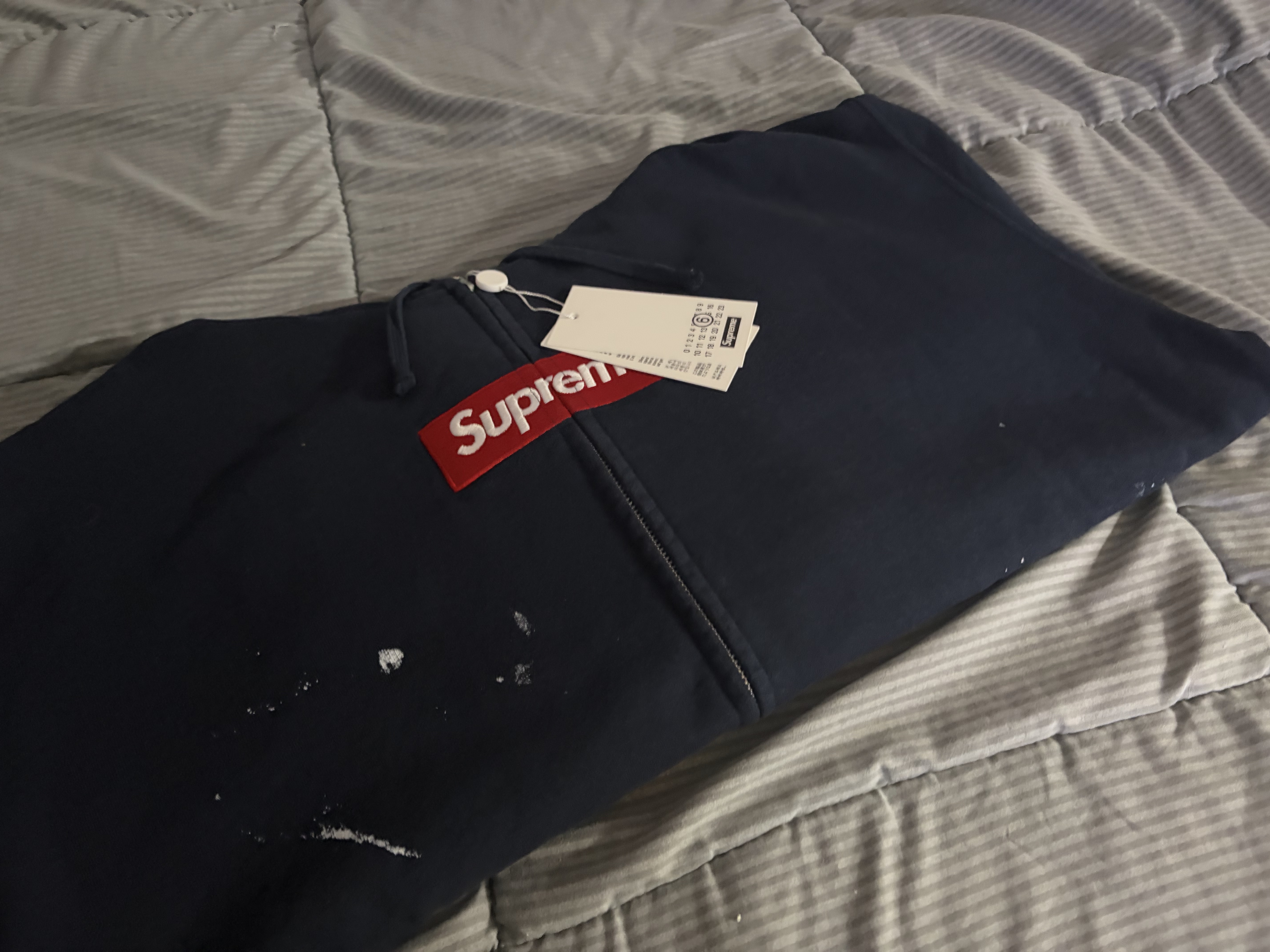 Supreme x MM6 Maison Margiela Box Logo Zip Up Hooded Sweatshirt Navy - 26SS 착용 스타일 - 1