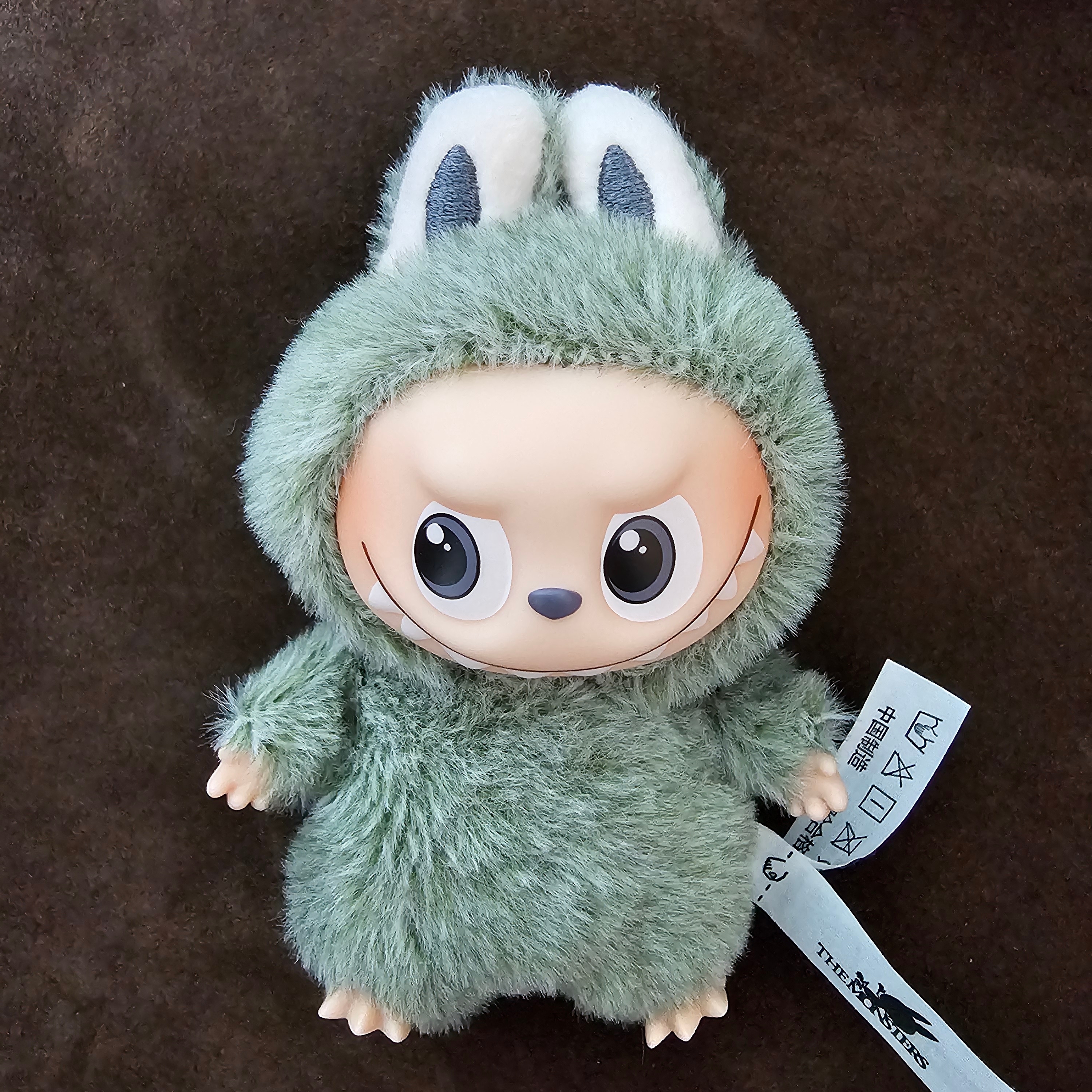 Pop Mart Labubu The Monsters Pin For Love Series Vinyl Plush Pendant (N-Z) ! (Opened Case) 착용 스타일