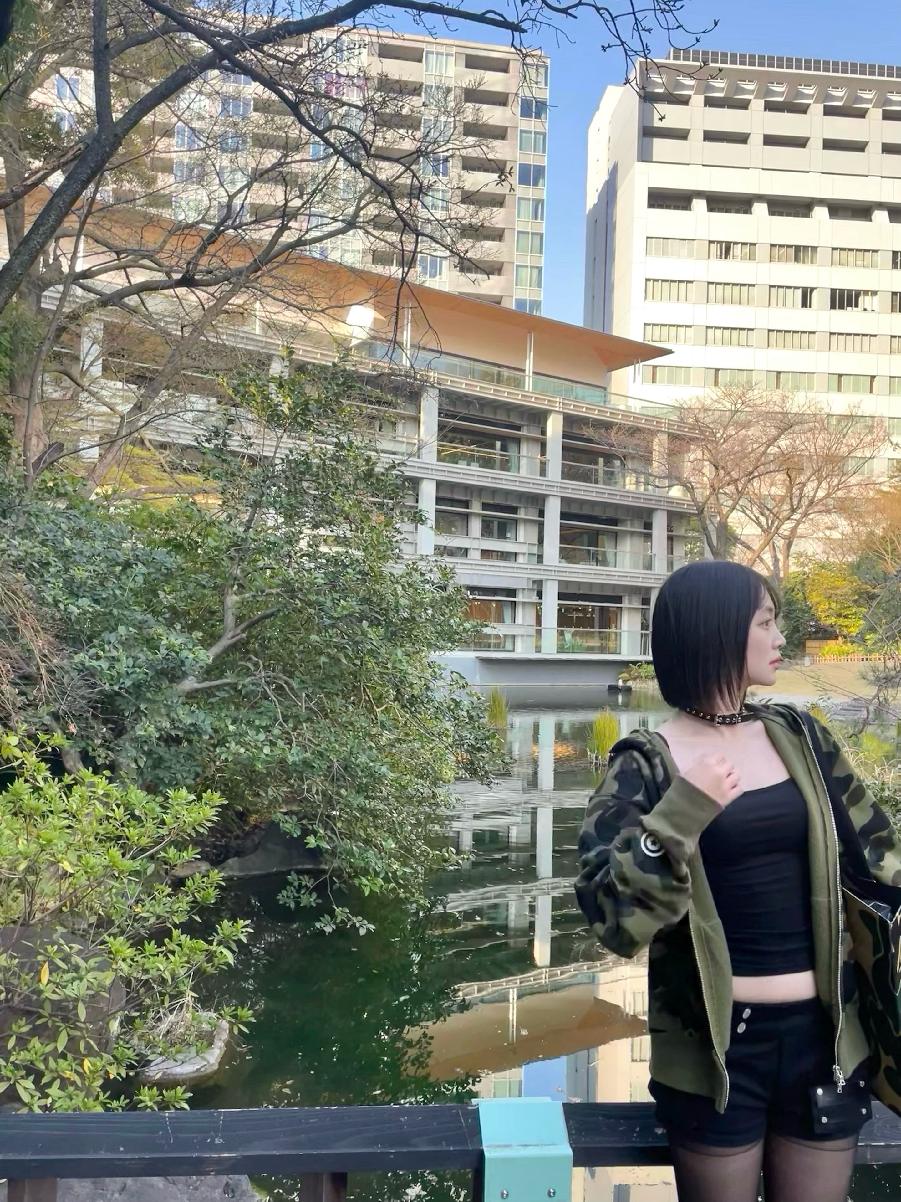 BAPE 1st Camo Shark Full Zip Hoodie Army Green, (W) BAPE 1st Camo Shark Full Zip Hoodie Green 착용 스타일 - 1